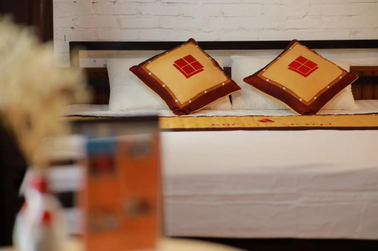 Bed in AROMA Ha Long Hotel