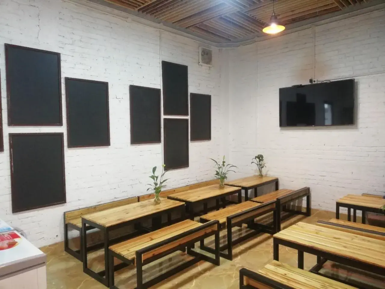 Restaurant/places to eat in AROMA Ha Long Hotel Restaurant/places to eat in AROMA Ha Long Hotel