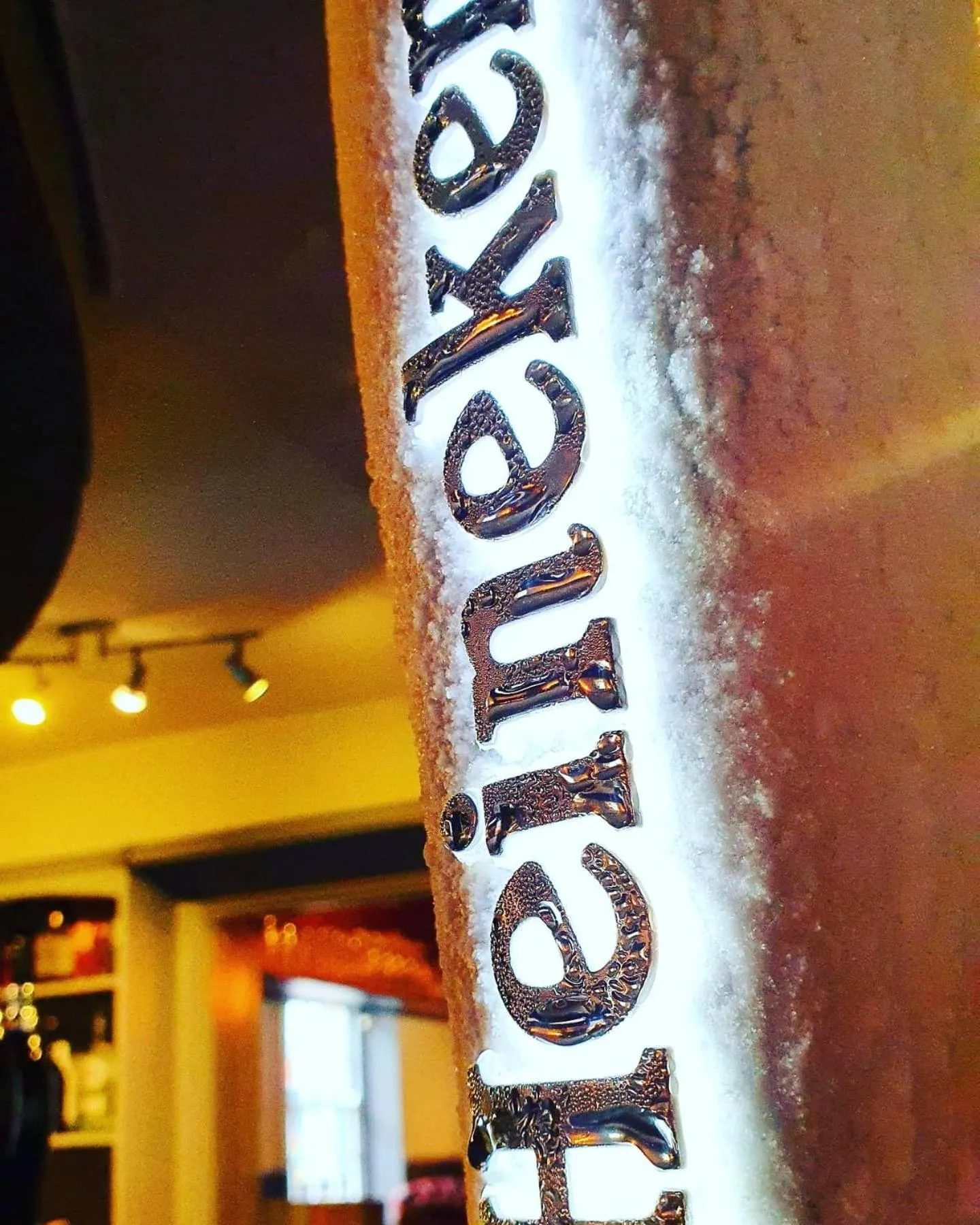 Alcoholic drinks in Kings Head Holt