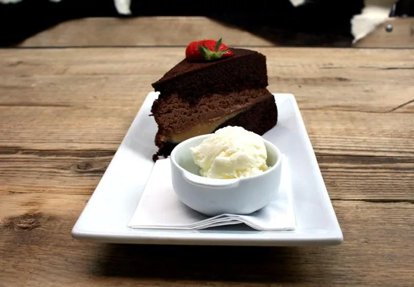 Food in Kings Head Holt