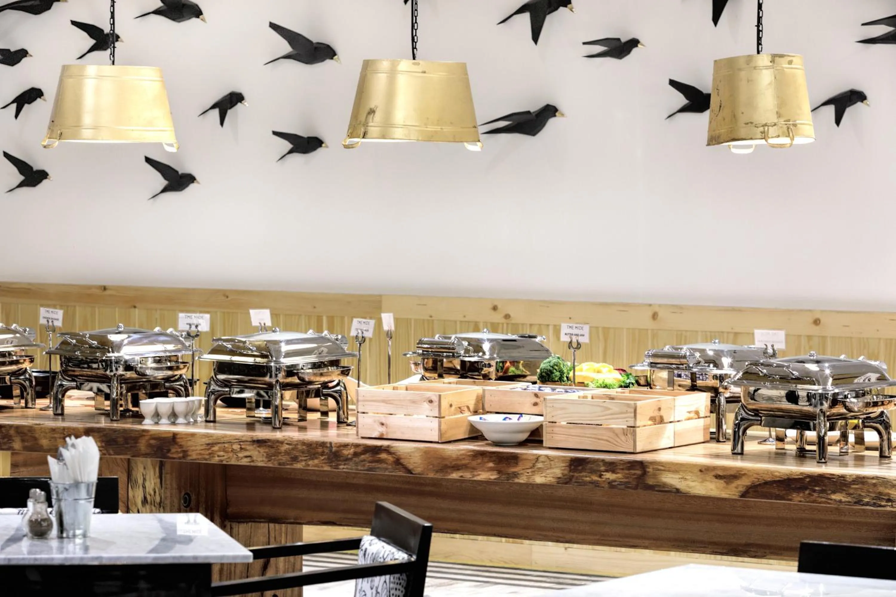 Restaurant/places to eat in Emirates Park Resort