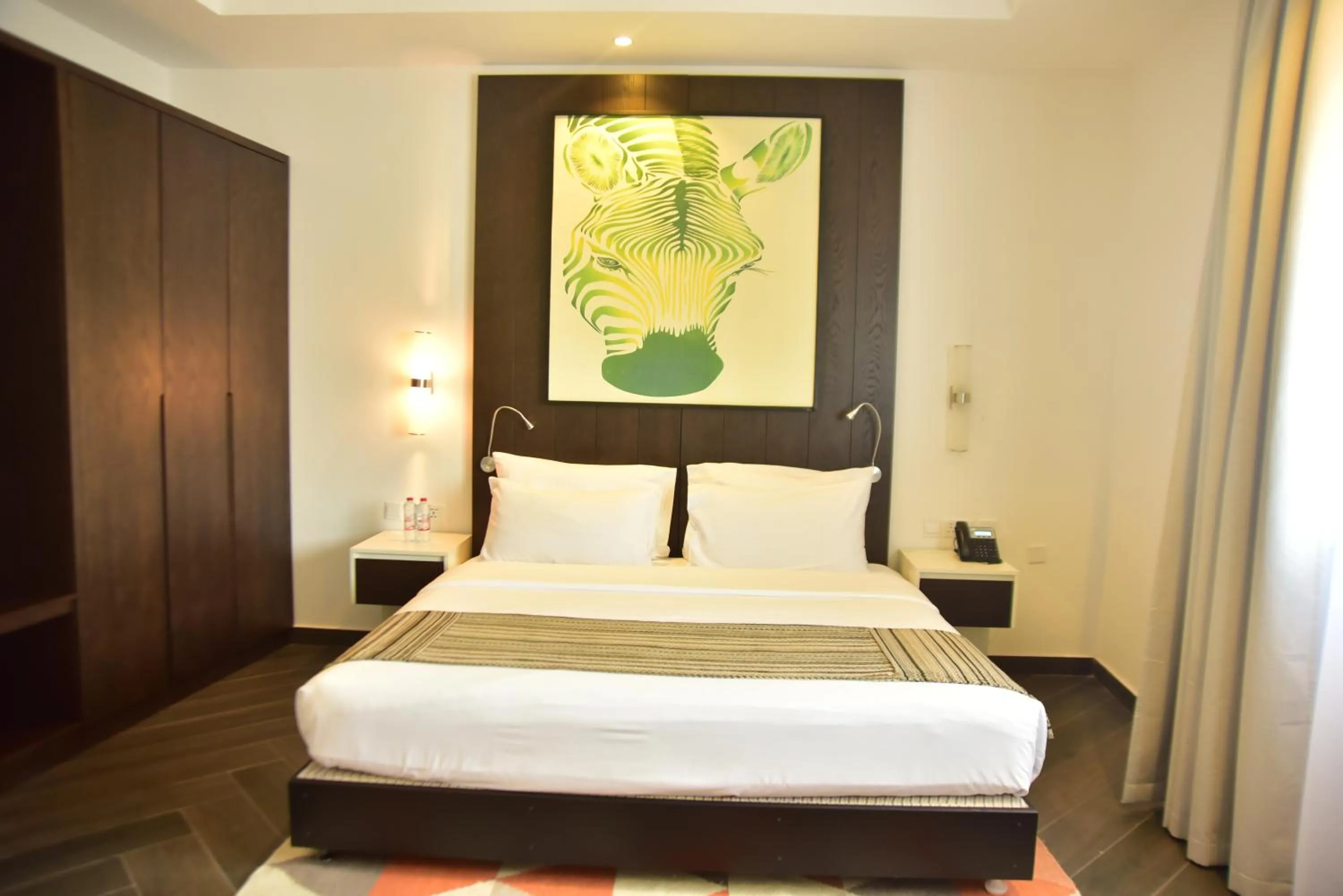 Bedroom, Bed in Emirates Park Resort