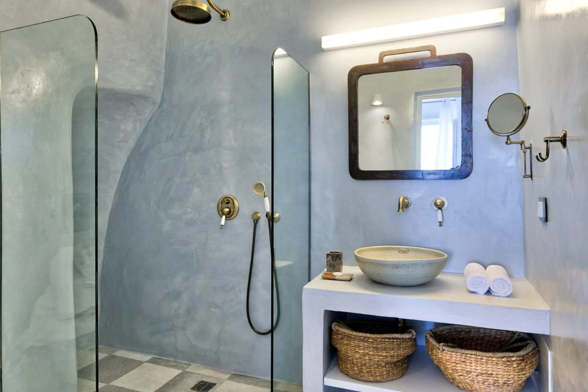 Bathroom in Namaste Suites by Oias Local Cavehouses