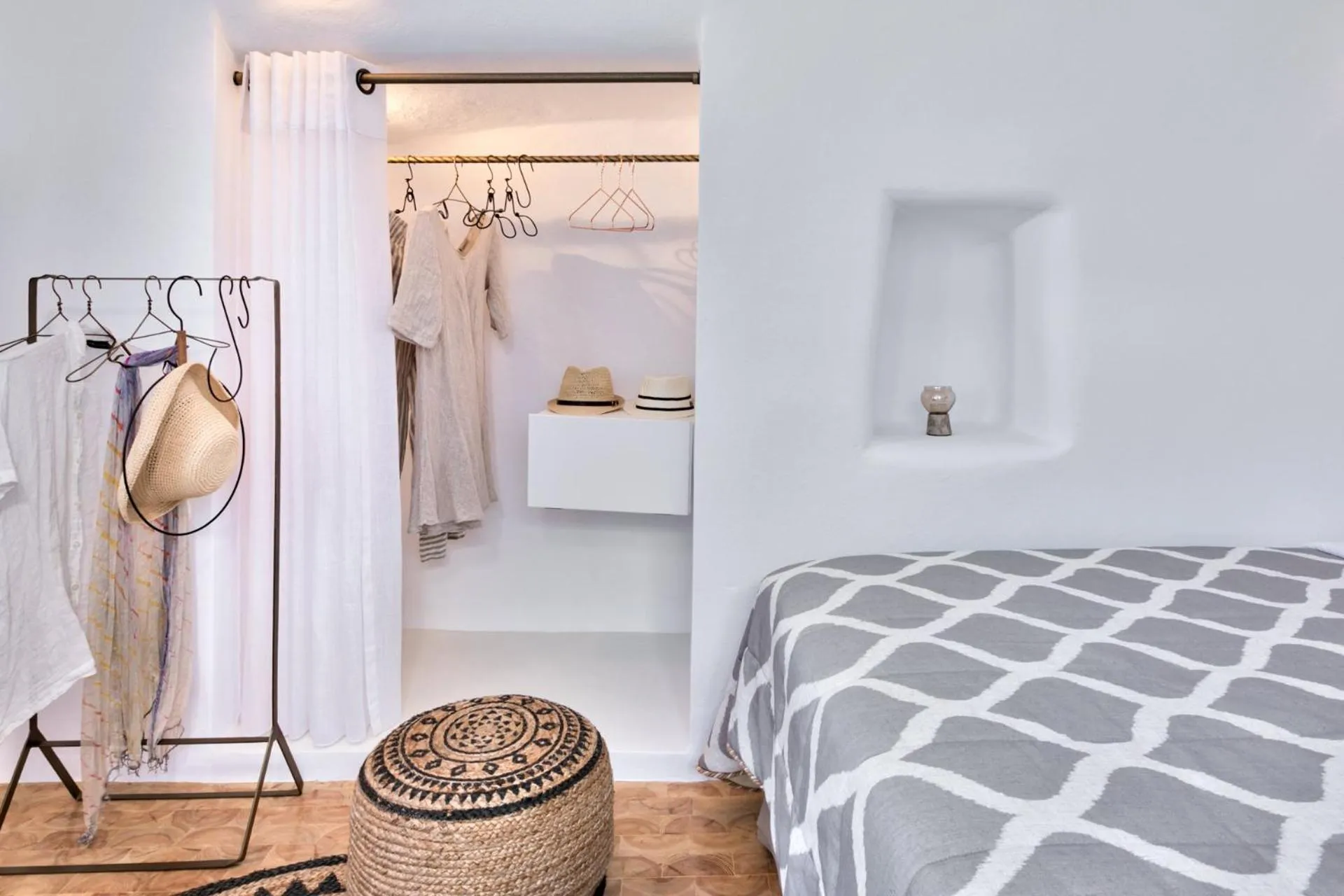 Decorative detail, Bed in Namaste Suites by Oias Local Cavehouses