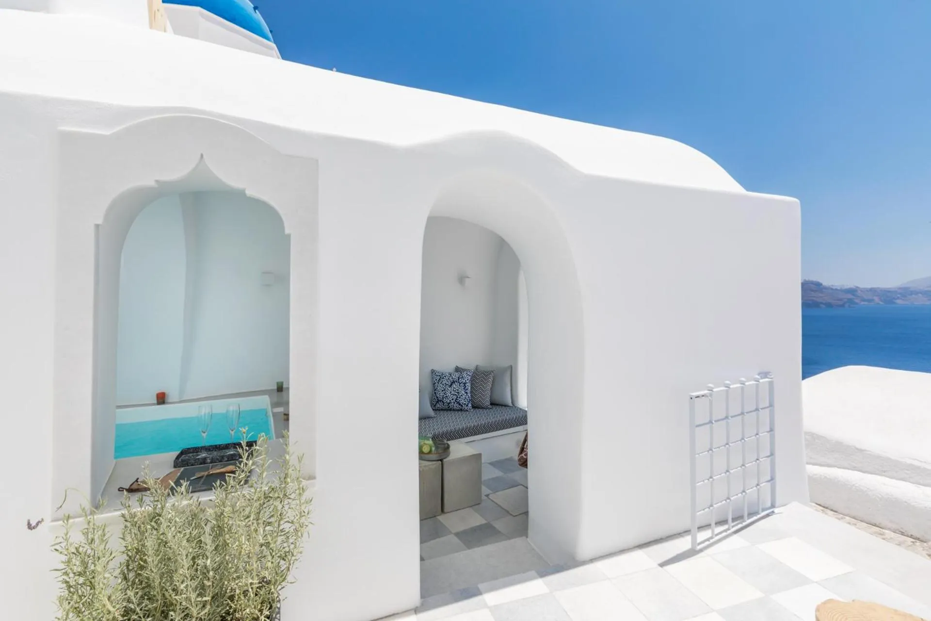 Property building in Namaste Suites by Oias Local Cavehouses