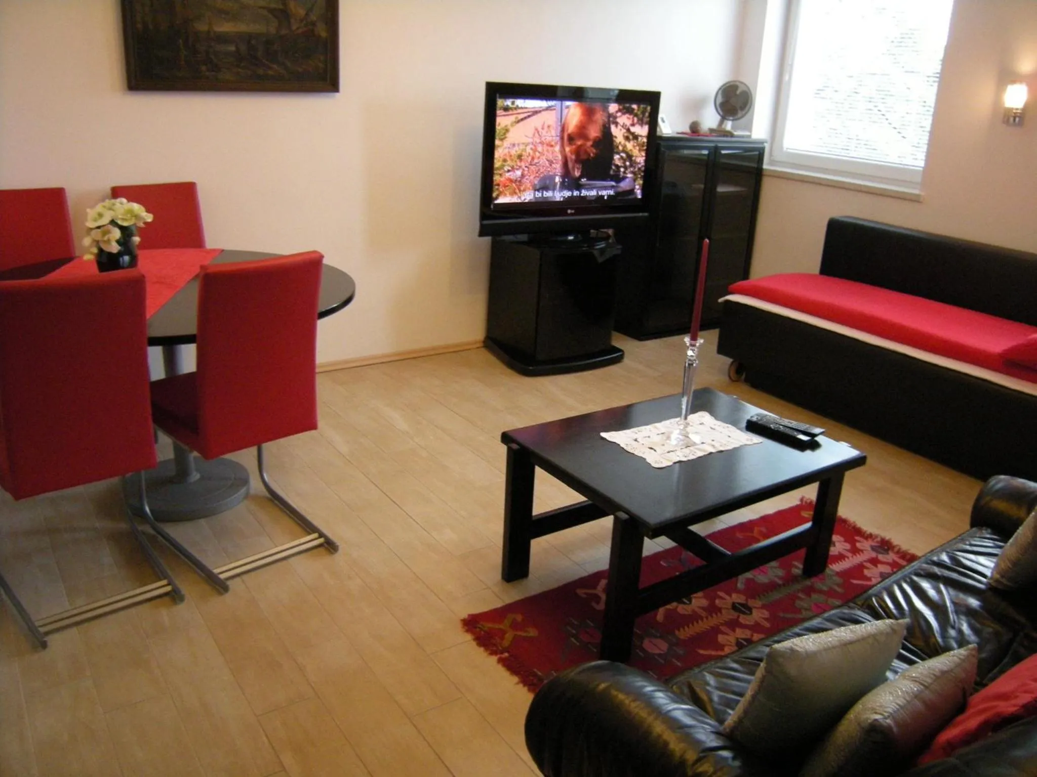 One-Bedroom Apartment with Balcony in Vila Ema Apartments and Rooms