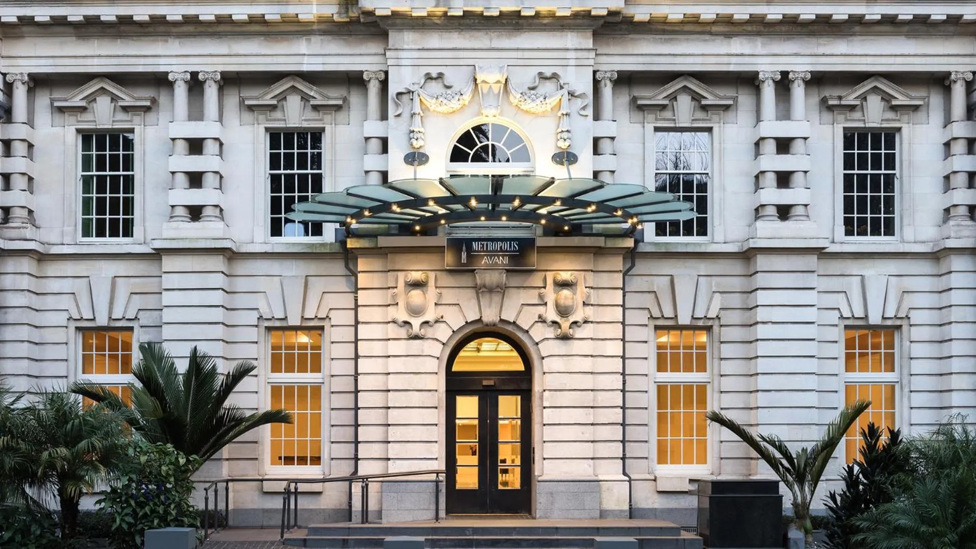 Facade/entrance in Avani Metropolis Auckland Residences