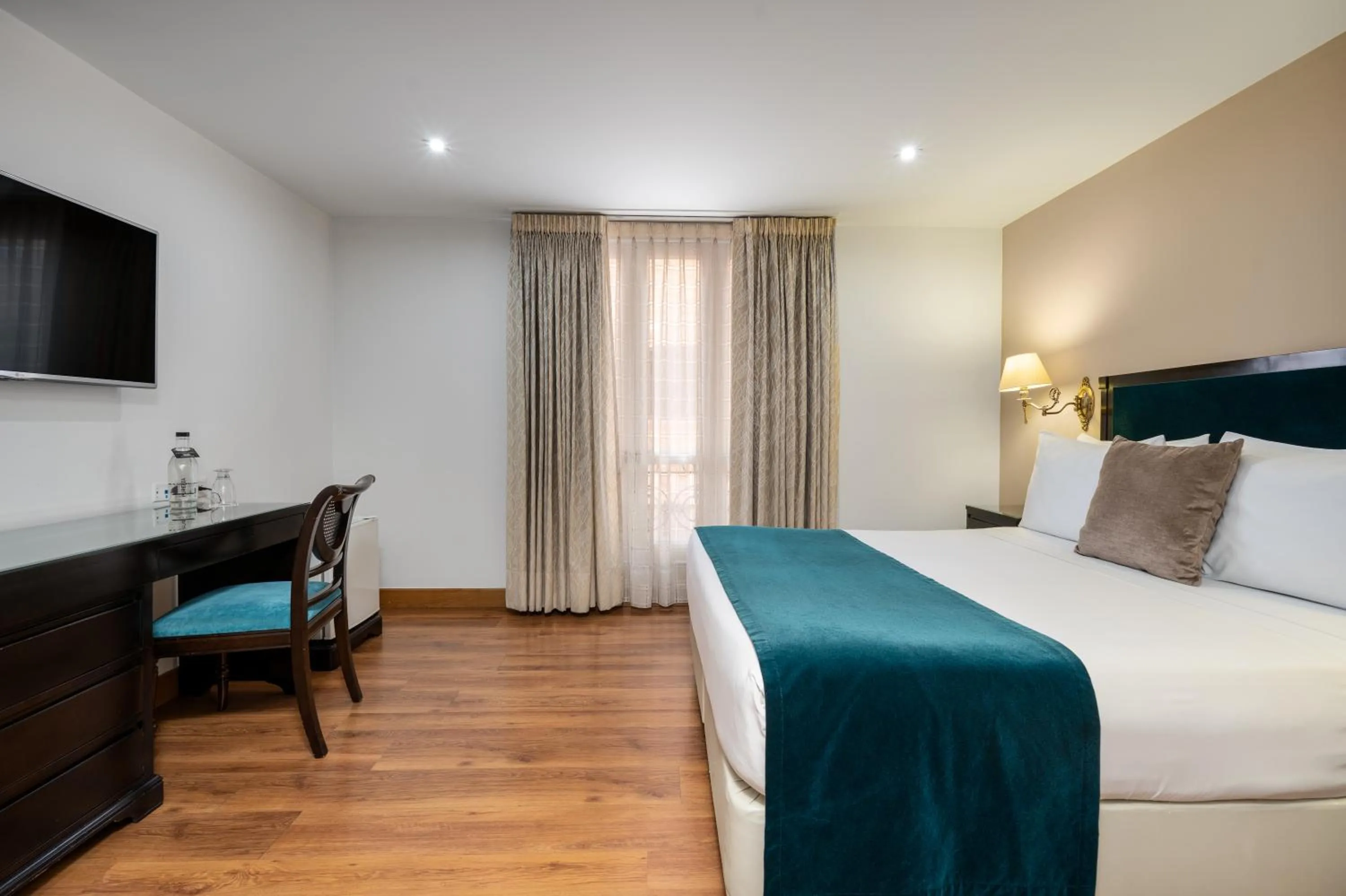 Bed in Hotel Le Manoir Bogotá