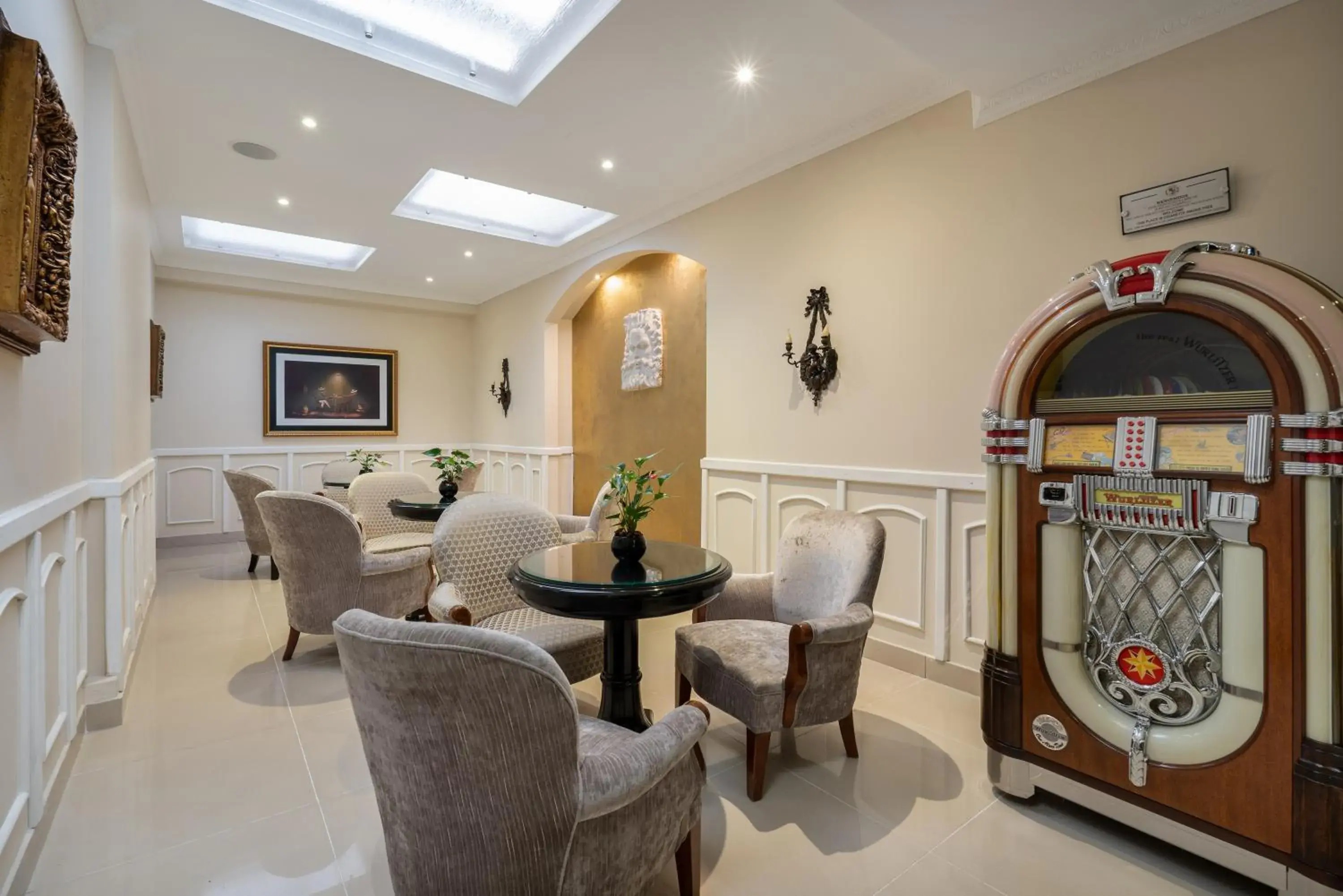 Lounge or bar in Hotel Le Manoir Bogotá Lounge or bar in Hotel Le Manoir Bogotá