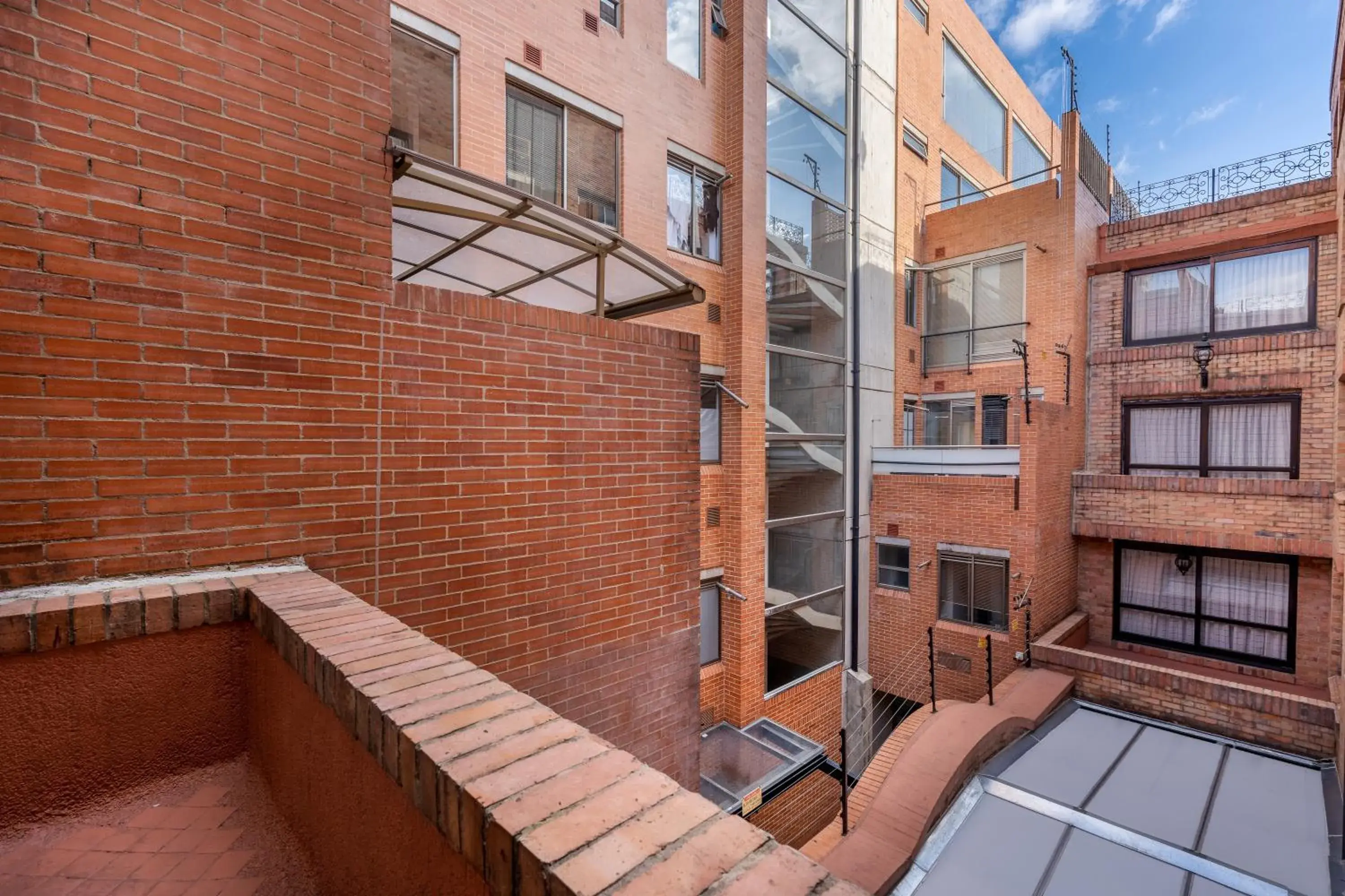 View (from property/room) in Hotel Le Manoir Bogotá View (from property/room) in Hotel Le Manoir Bogotá