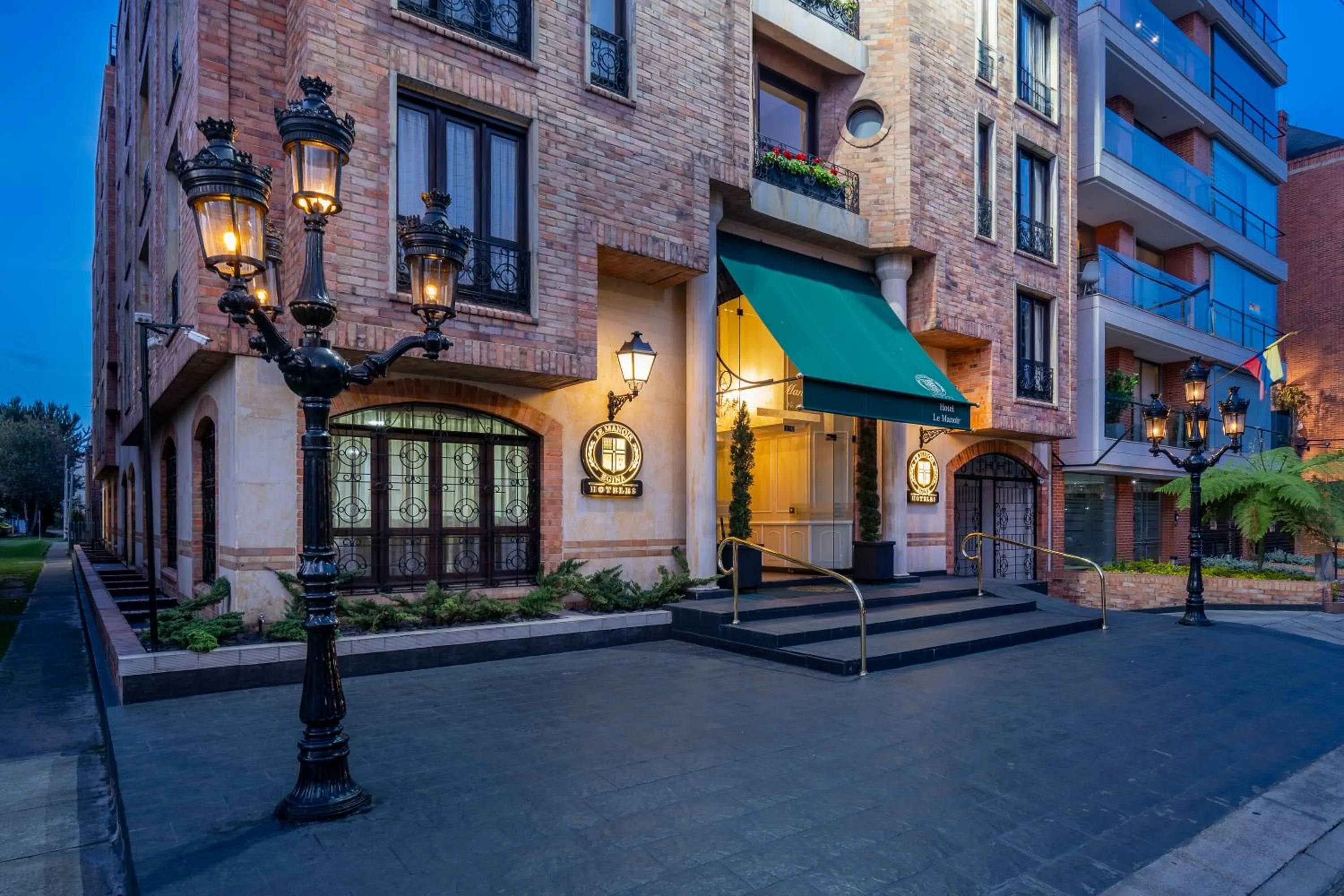 Property building in Hotel Le Manoir Bogotá
