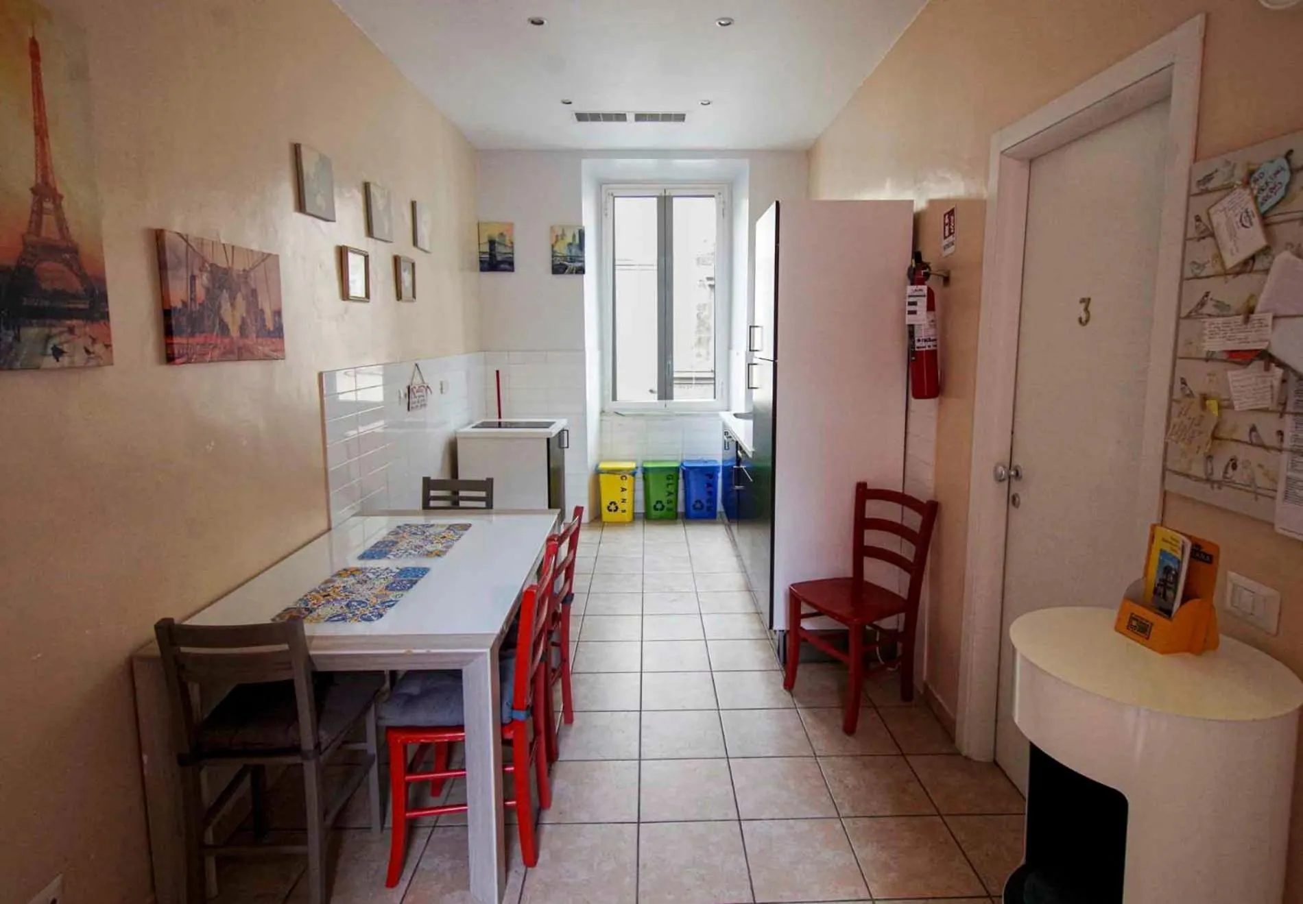 Kitchen or kitchenette in Old Bakery Rome GuestHouse
