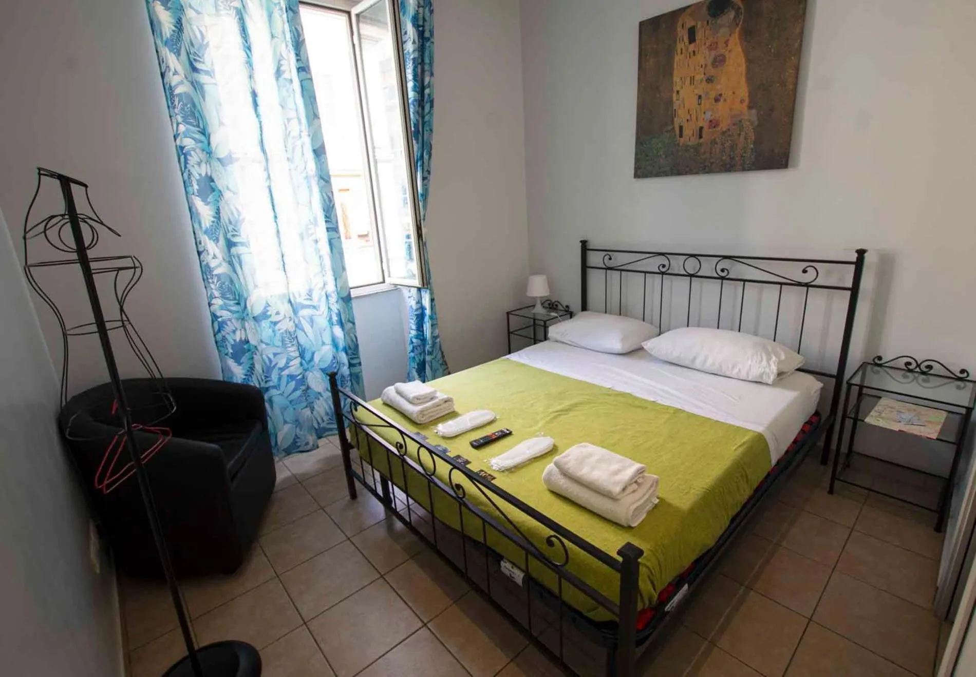 Bedroom, Bed in Old Bakery Rome GuestHouse