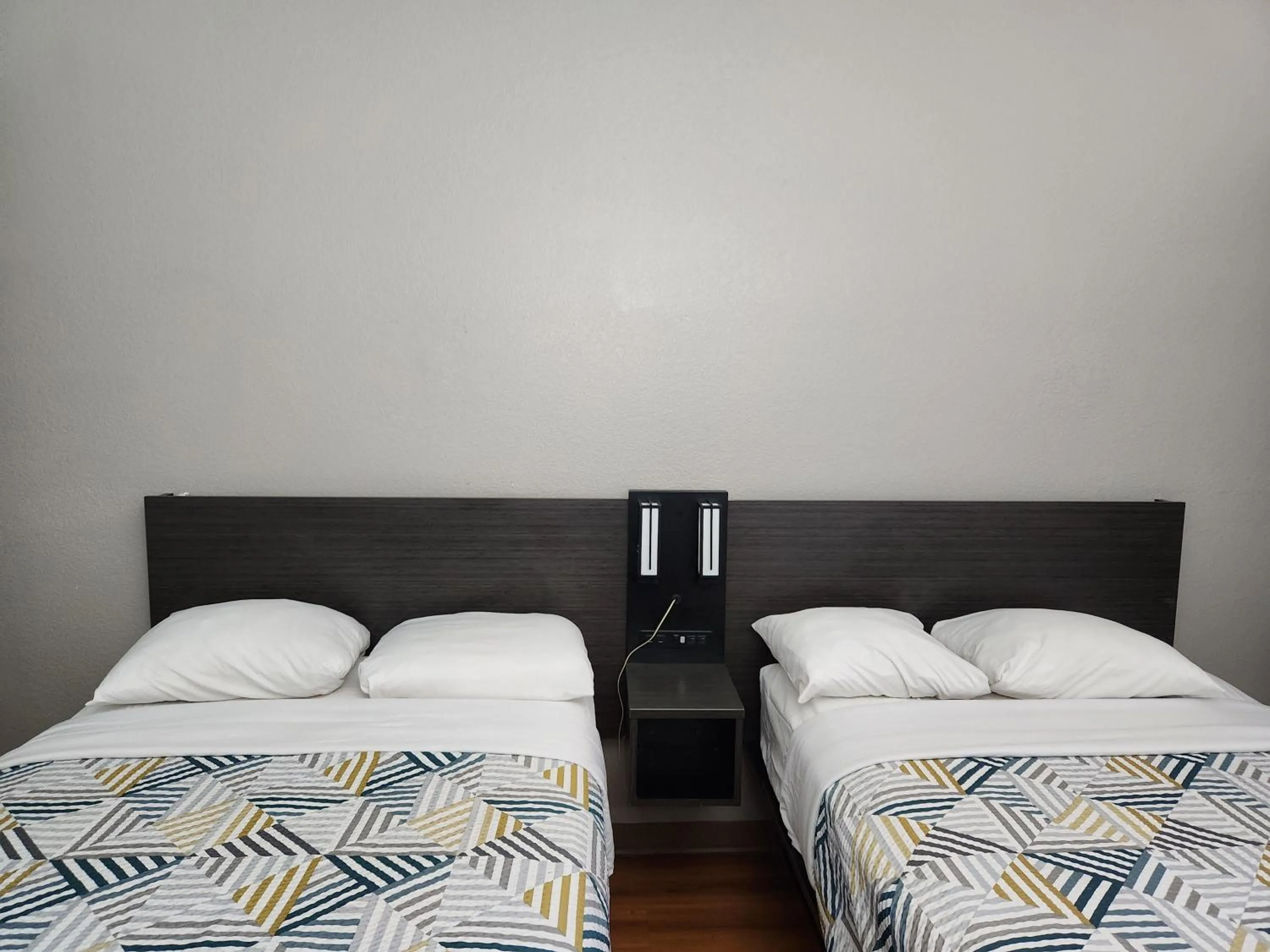 Bedroom in Baymont by Wyndham San Antonio Airport