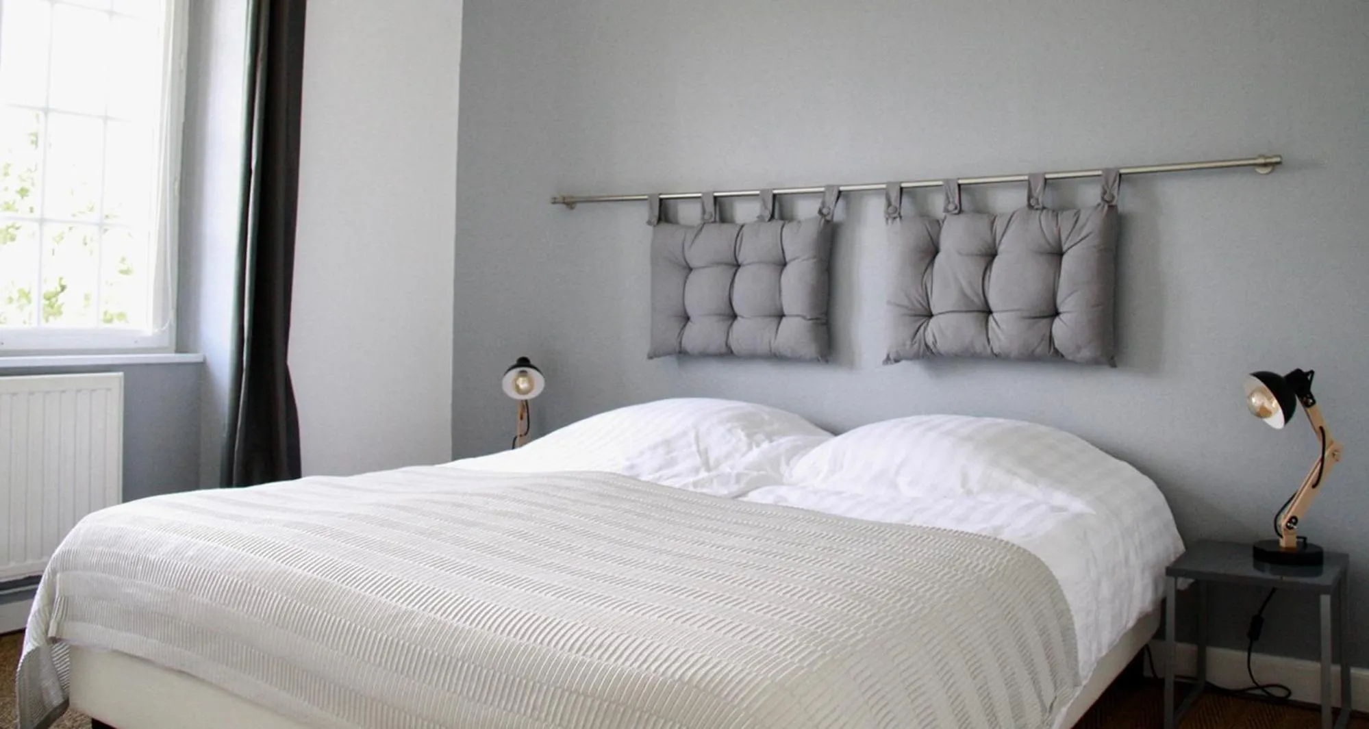 Bed in Maison Boulvern