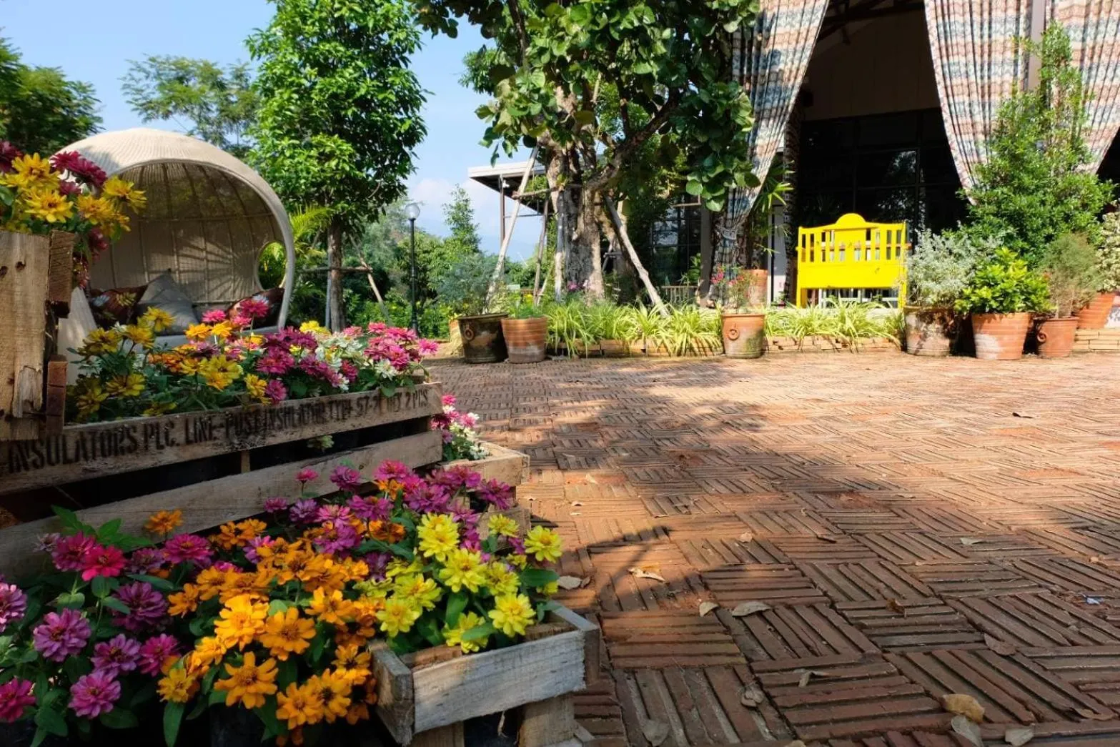Lobby or reception in Thanburi resort
