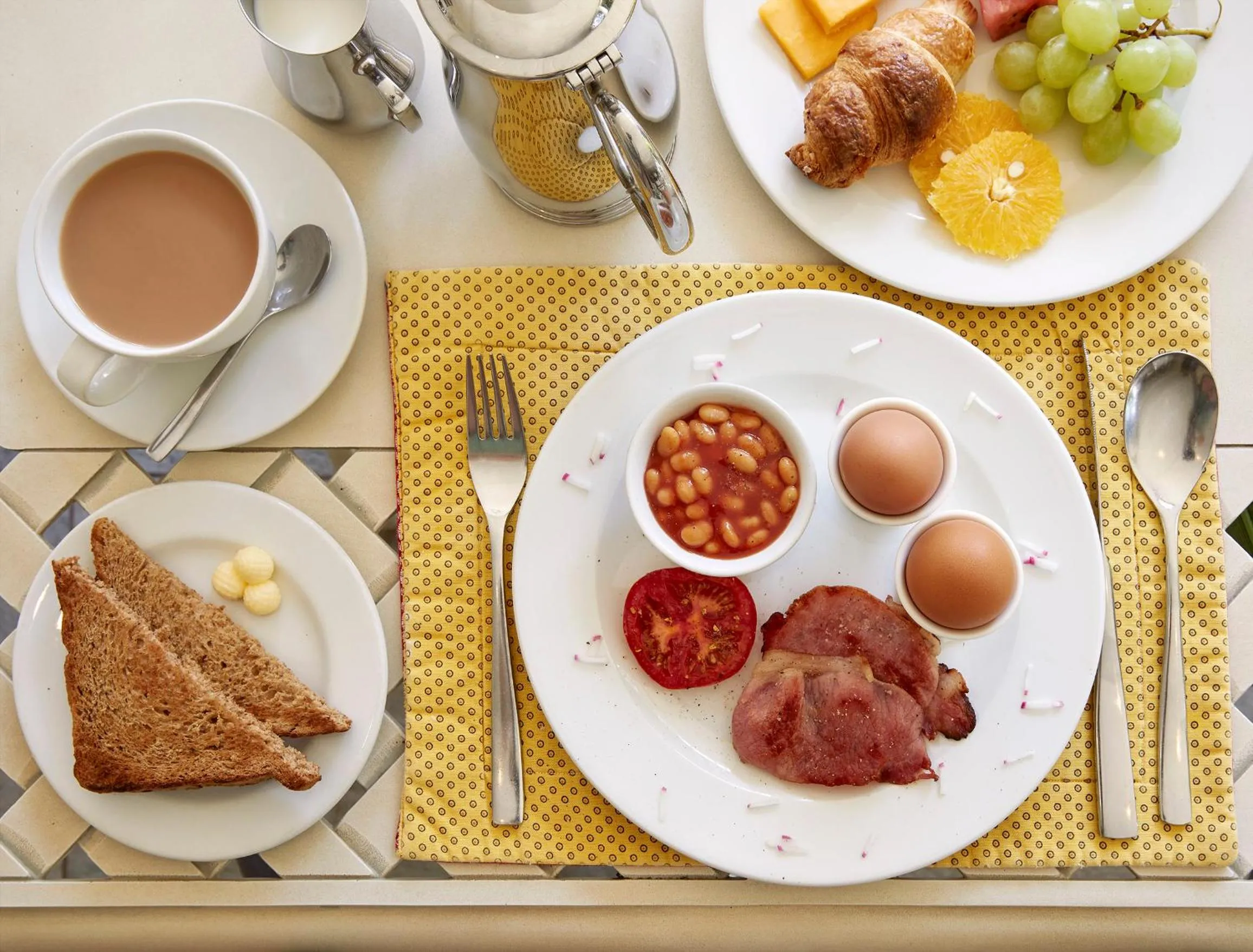 Food and drinks in Batonka Guest Lodge