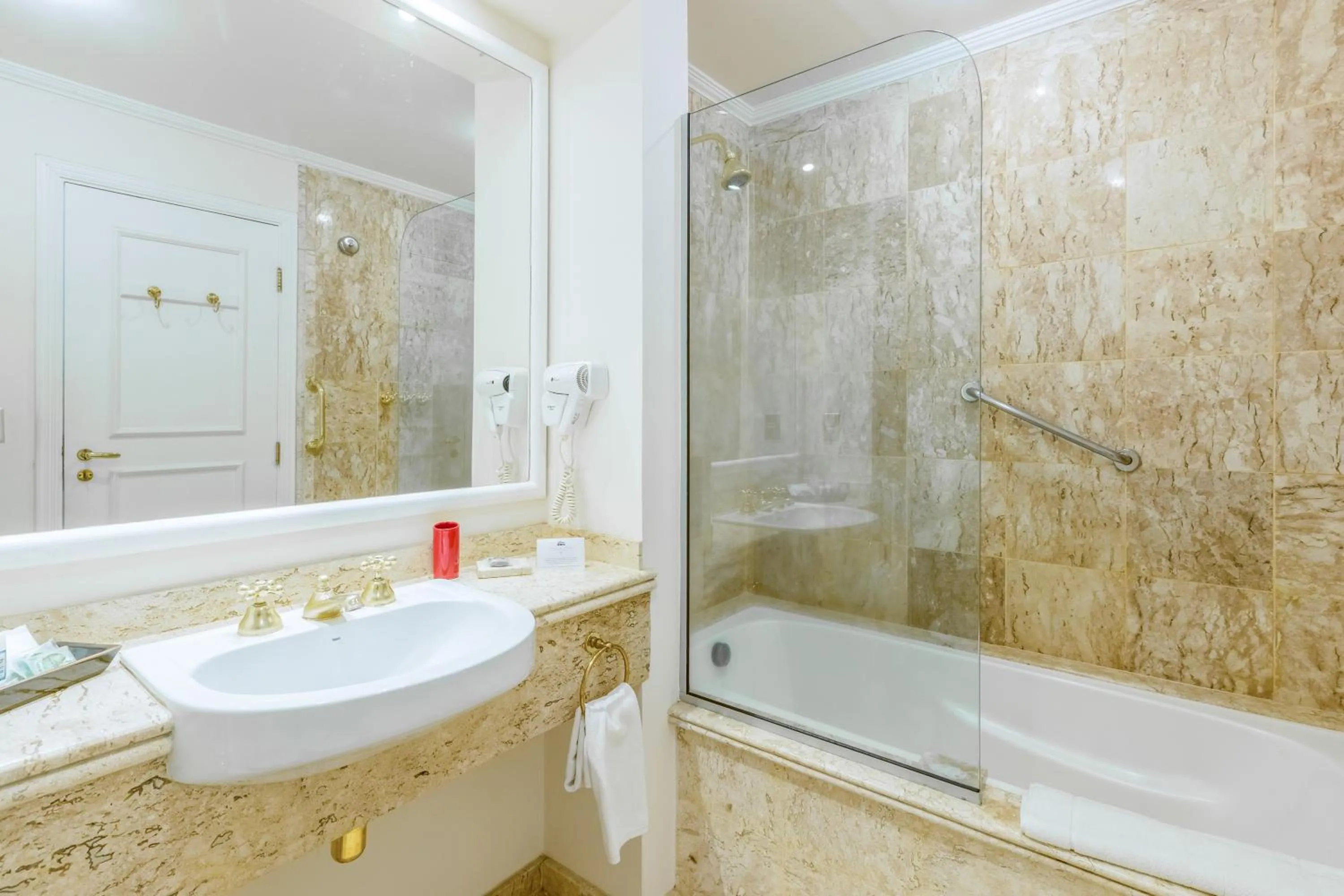 Hotel Fazenda Dona Carolina