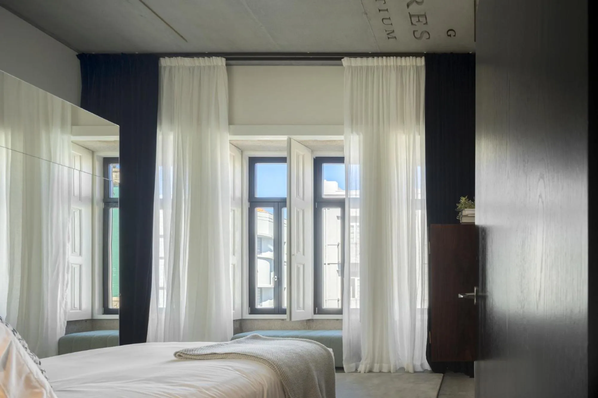 Bed in Hotel Tipografia do Conto by Casa do Conto