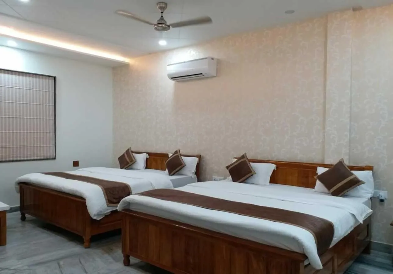 Bed in Vandana Residency