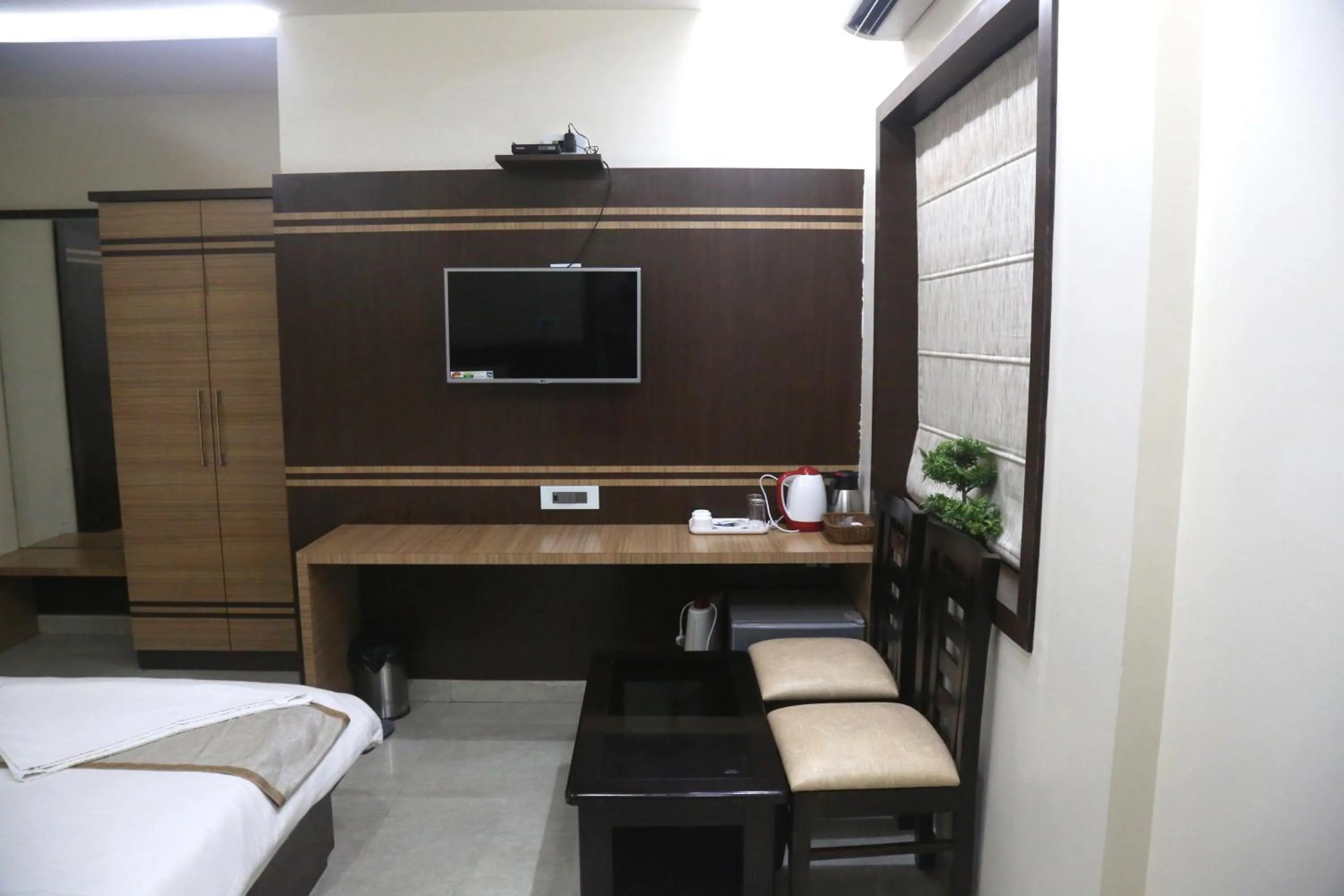 TV and multimedia in Vandana Residency