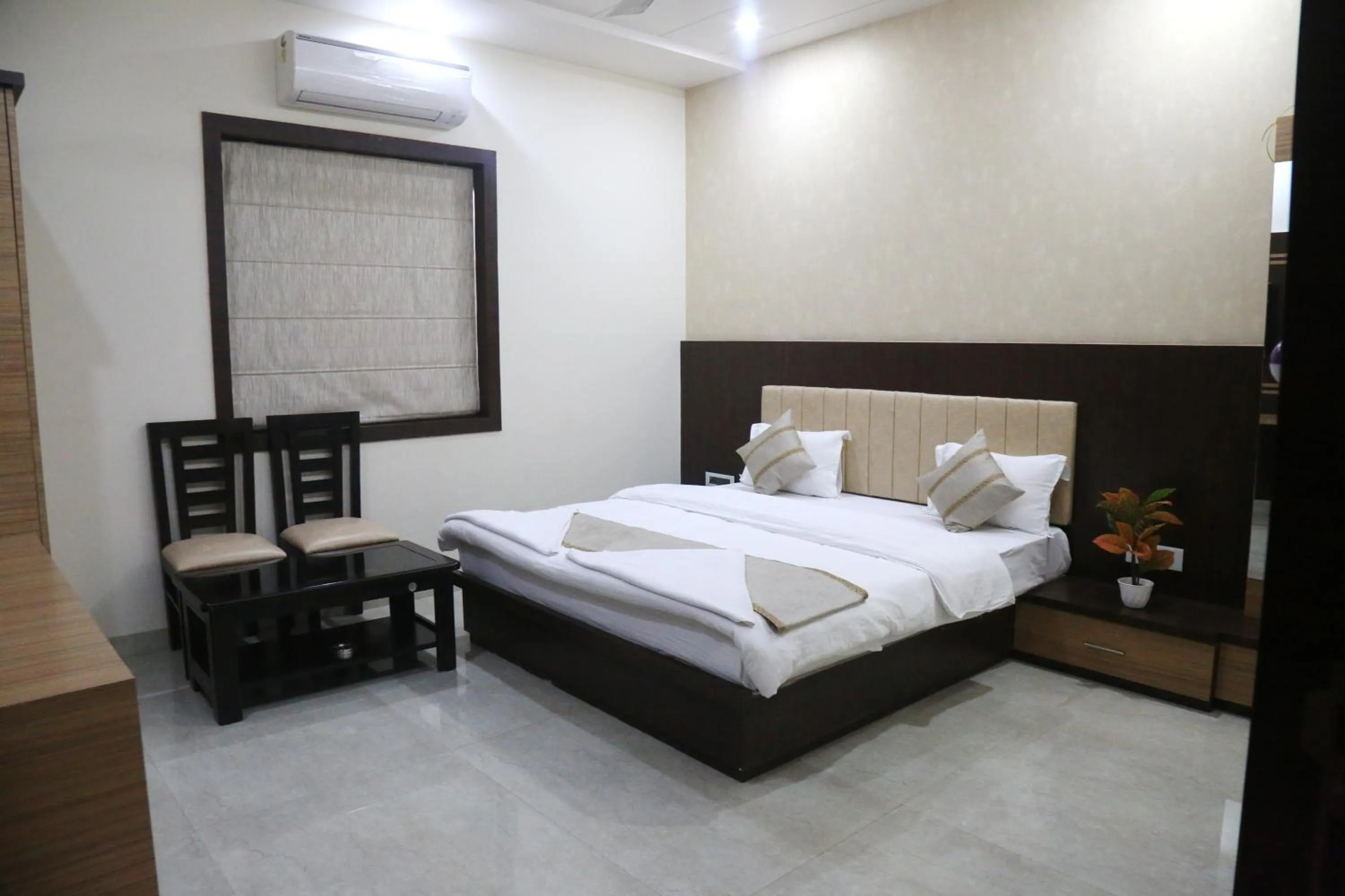 Bedroom in Vandana Residency
