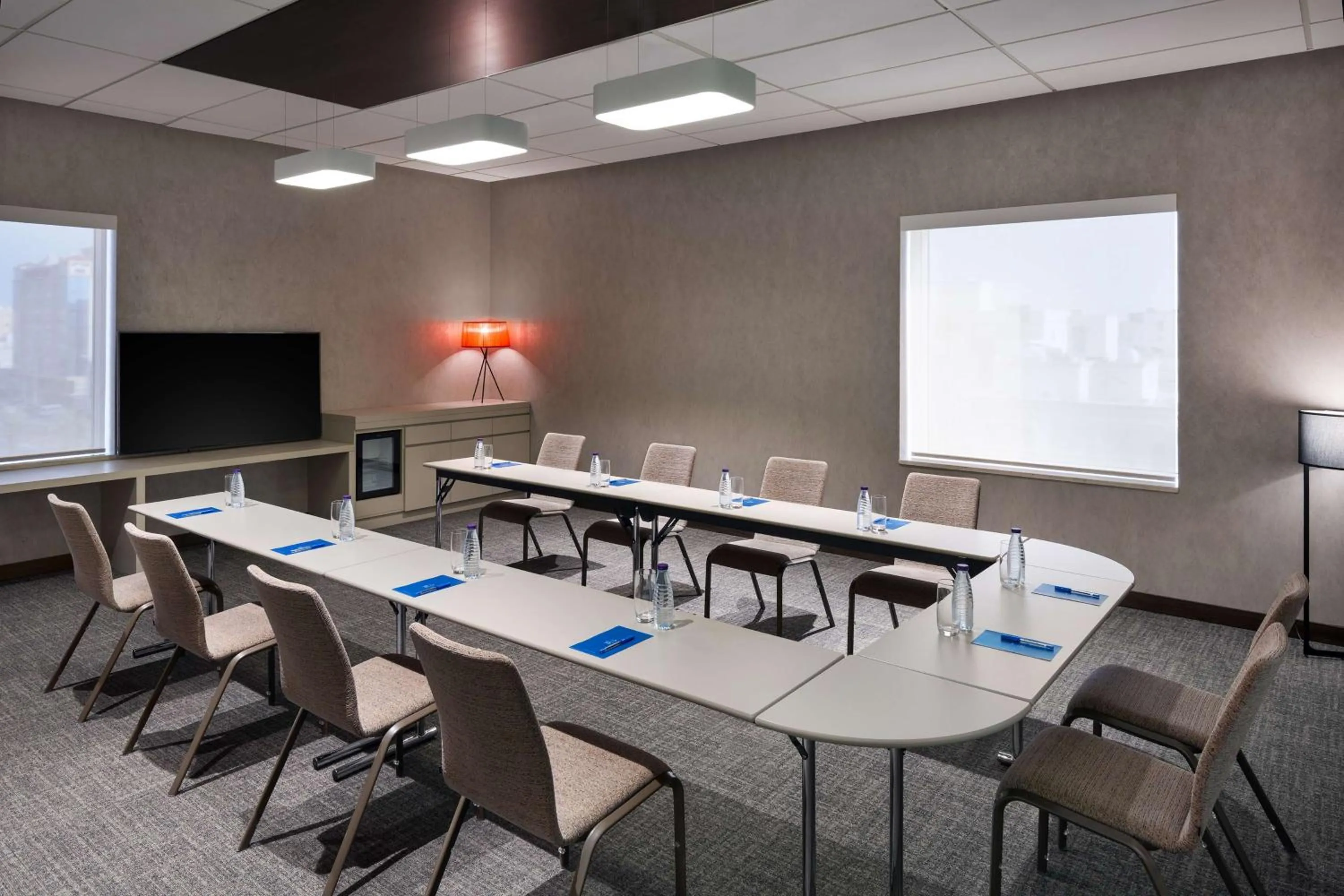 Meeting/conference room in Hyatt House Jeddah Sari Street