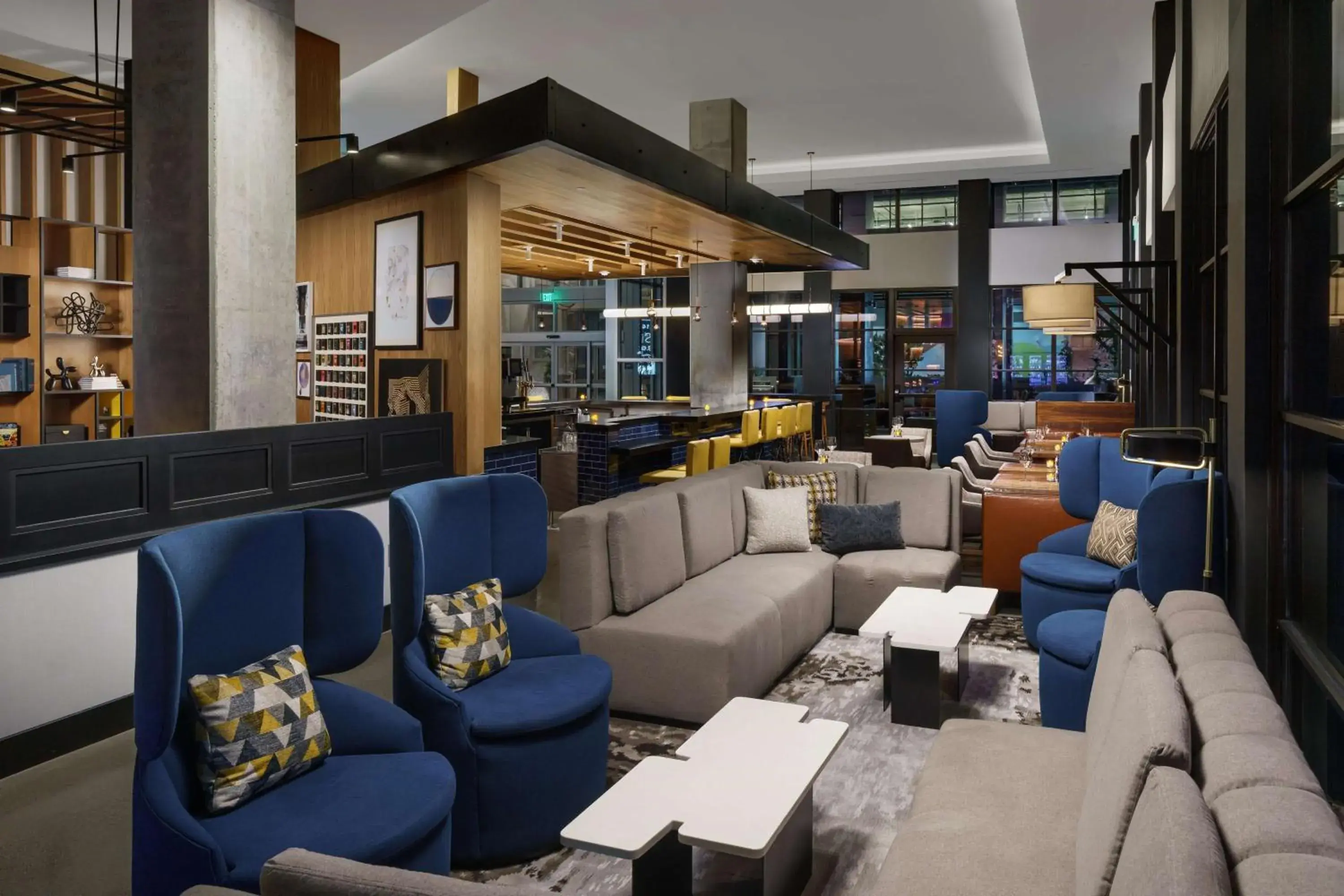 Lounge or bar in Hyatt Centric Mountain View Lounge or bar in Hyatt Centric Mountain View