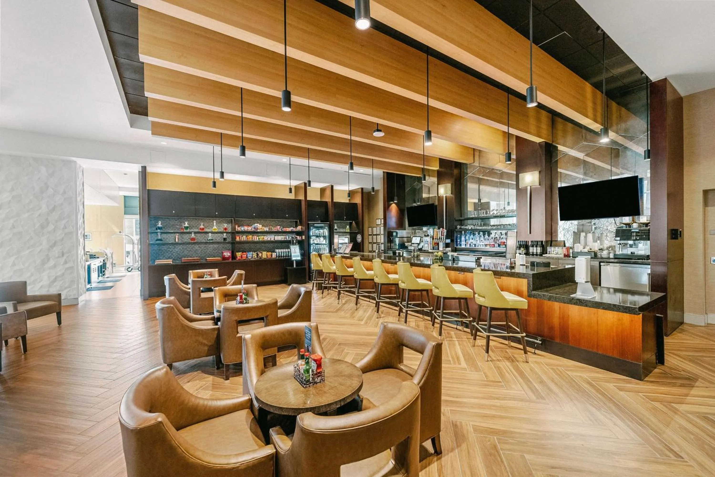 Restaurant/places to eat in Hyatt Place Pasadena