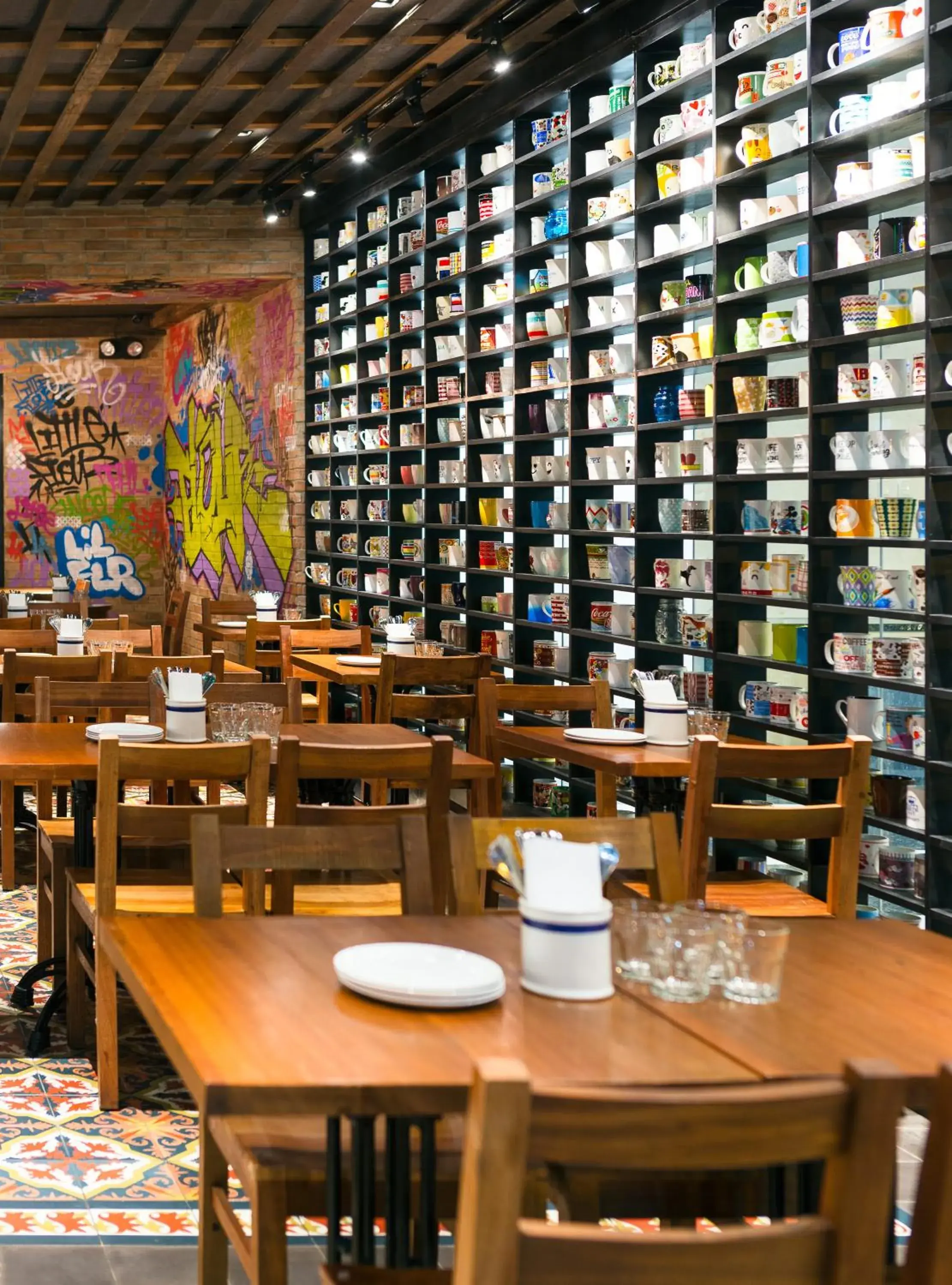 Restaurant/places to eat in The Sphere Serviced Residences Managed by HII Restaurant/places to eat in The Sphere Serviced Residences Managed by HII