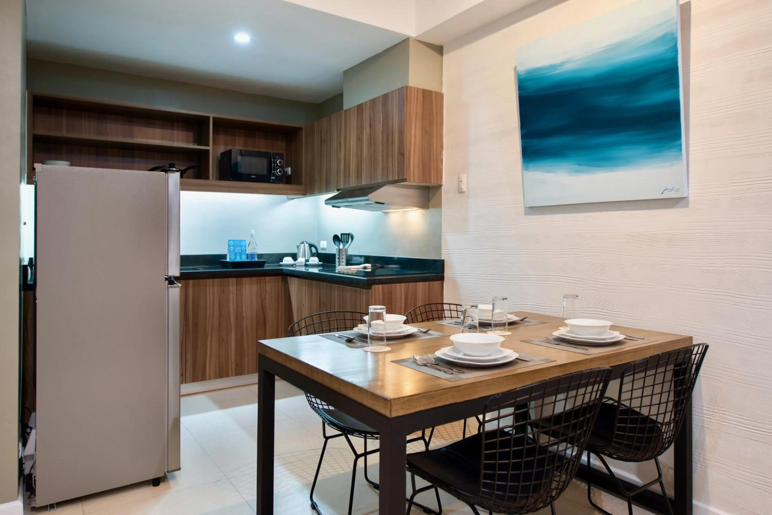 Kitchen or kitchenette in The Sphere Serviced Residences Managed by HII