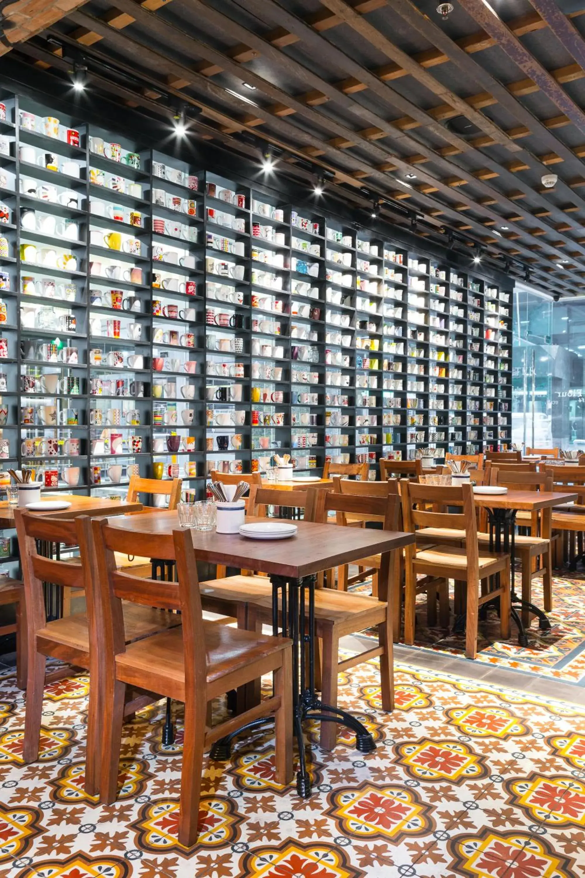 Restaurant/places to eat in The Sphere Serviced Residences Managed by HII Restaurant/places to eat in The Sphere Serviced Residences Managed by HII