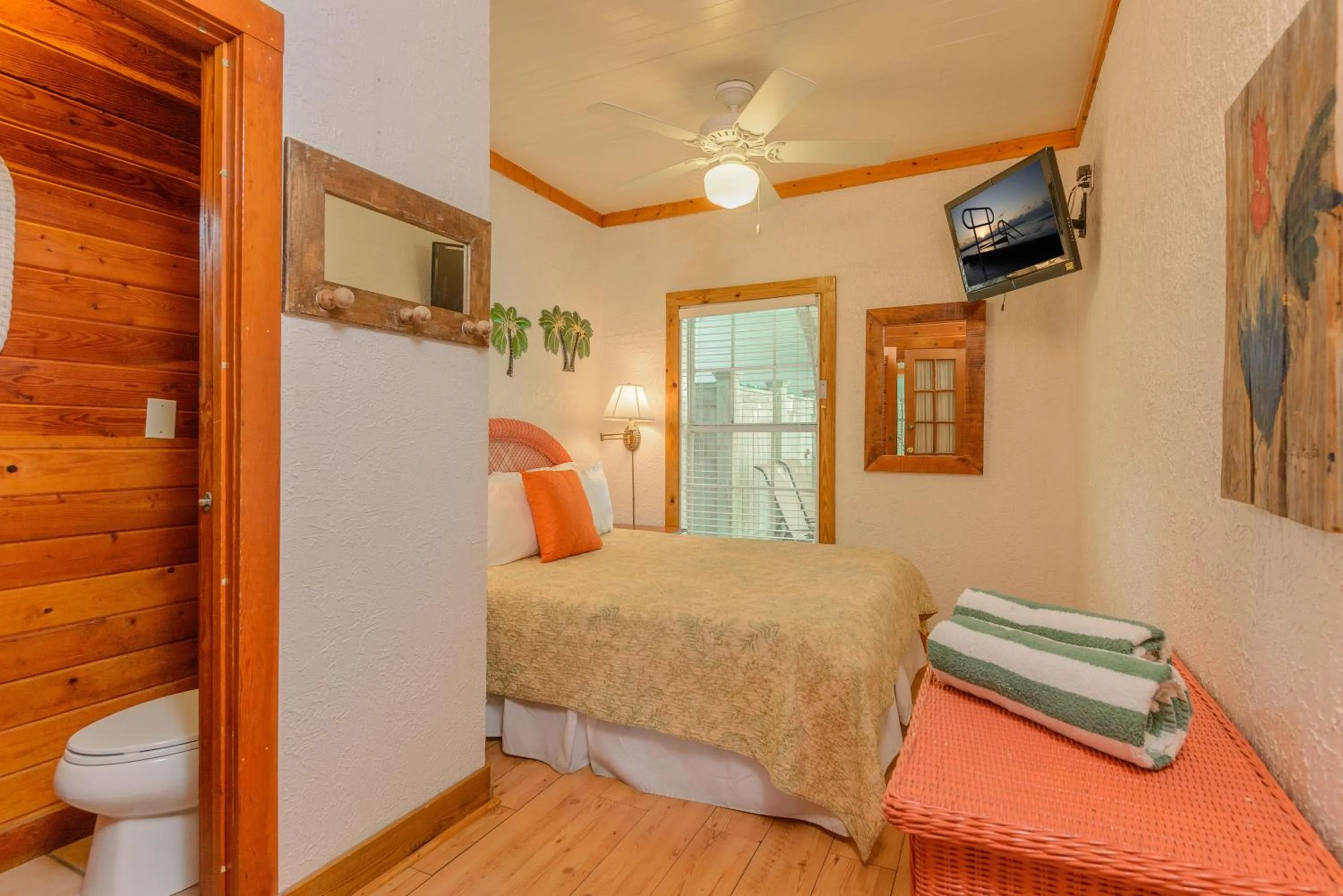 Bedroom, Bed in Key West Villas