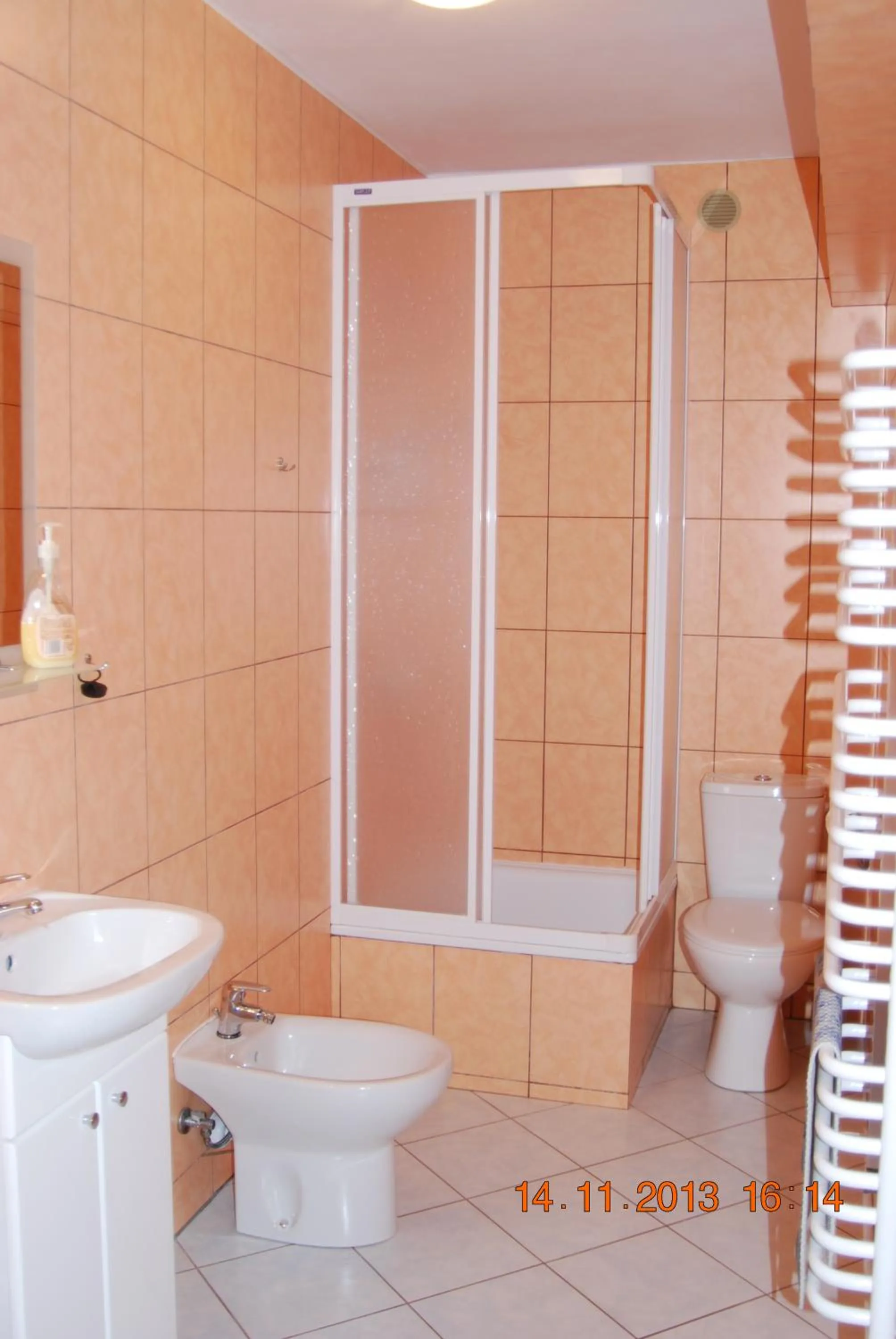 Bathroom in Zajazd i Restauracja "Myśliwskie Zacisze"