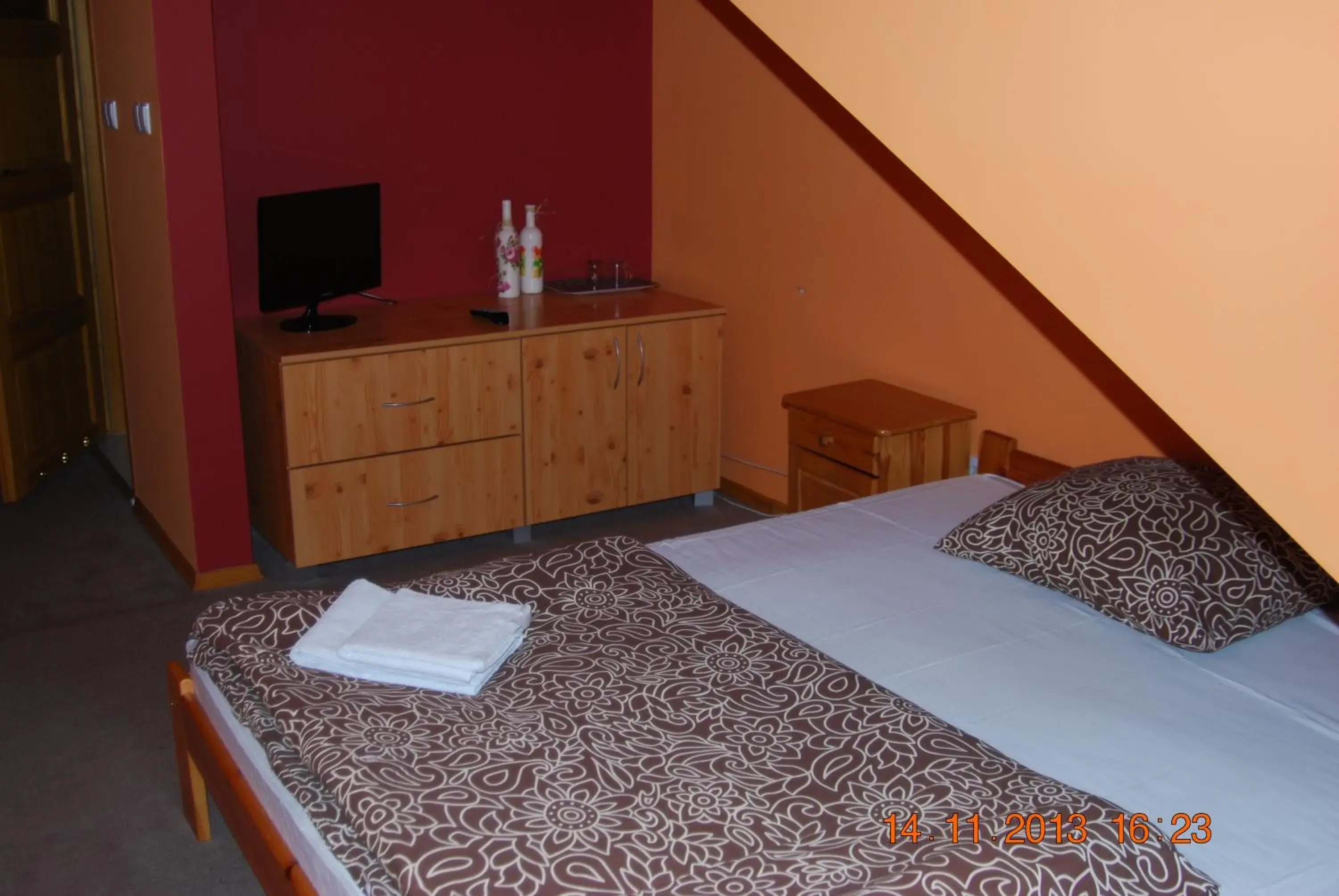 Apartment (3 Adults) in Zajazd i Restauracja "Myśliwskie Zacisze" Apartment (3 Adults) in Zajazd i Restauracja "Myśliwskie Zacisze"