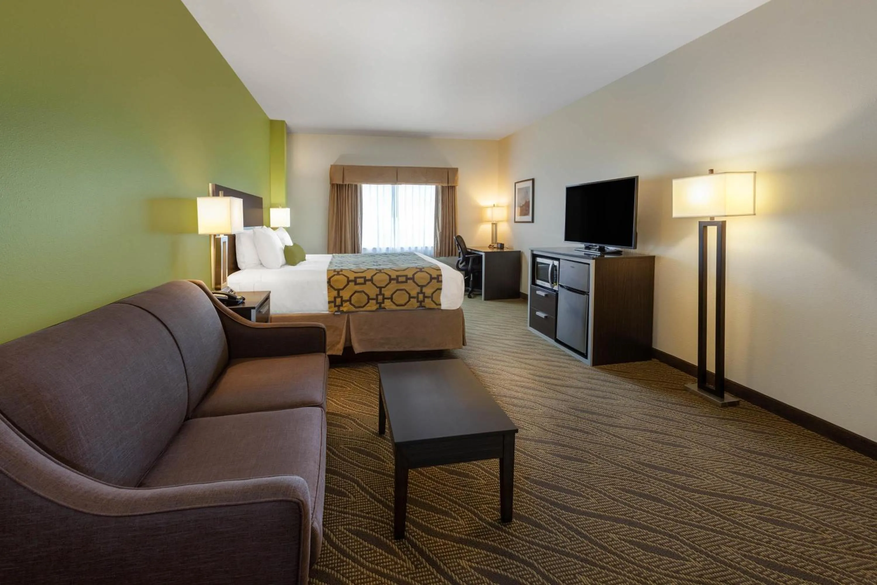 Photo of the whole room in Baymont by Wyndham Beulah