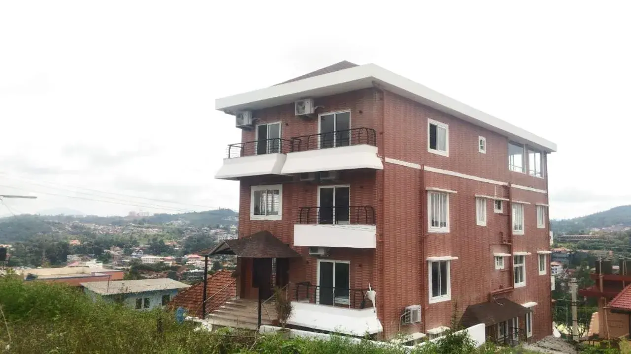 Facade/entrance in Lali Petals Facade/entrance in Lali Petals