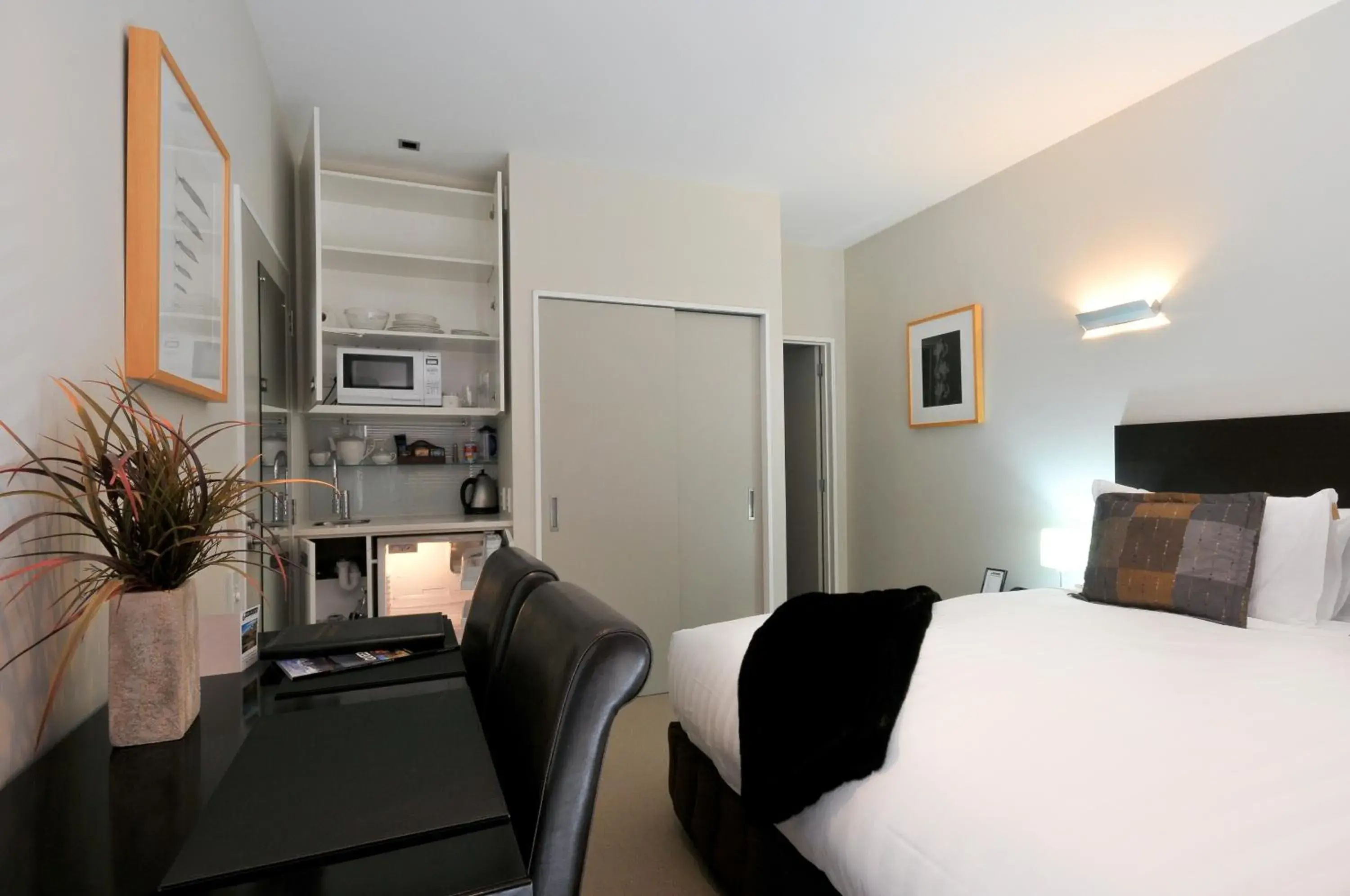 Superior Room in Swiss-Belsuites Pounamu Queenstown Superior Room in Swiss-Belsuites Pounamu Queenstown
