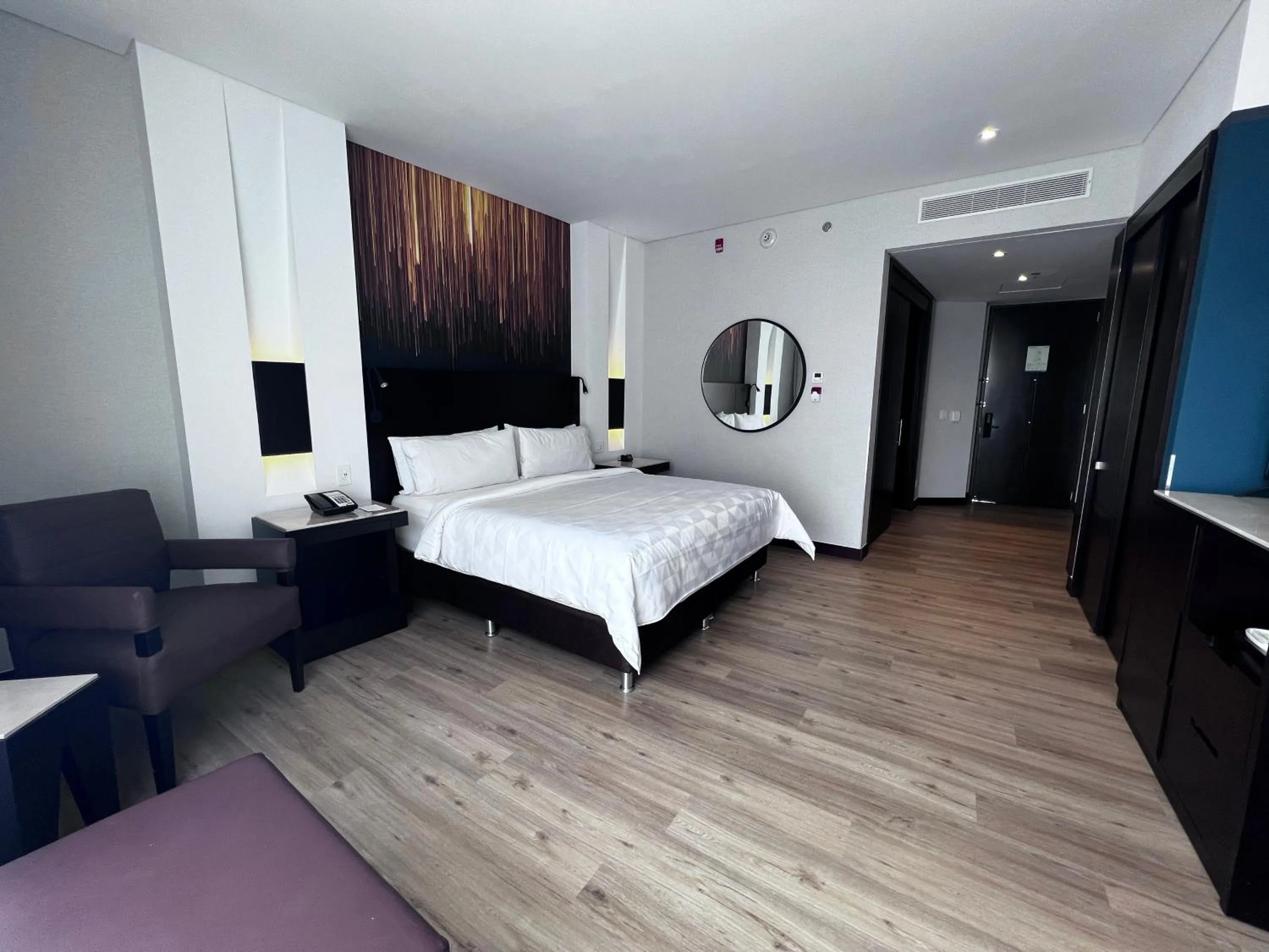 Photo of the whole room, Bed in Holiday Inn Bogota Airport by IHG