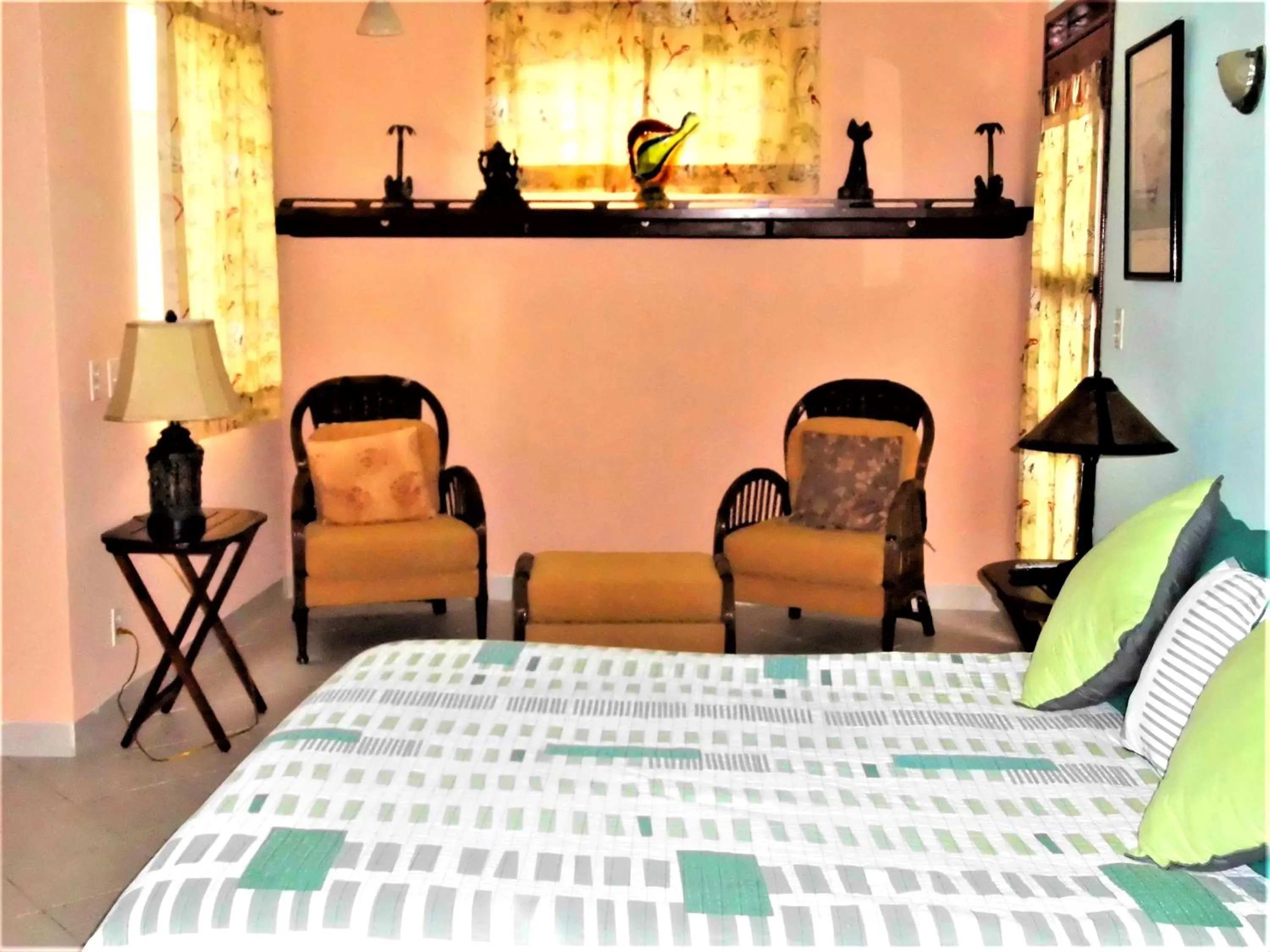 Seating area, Bed in Casa Gatos