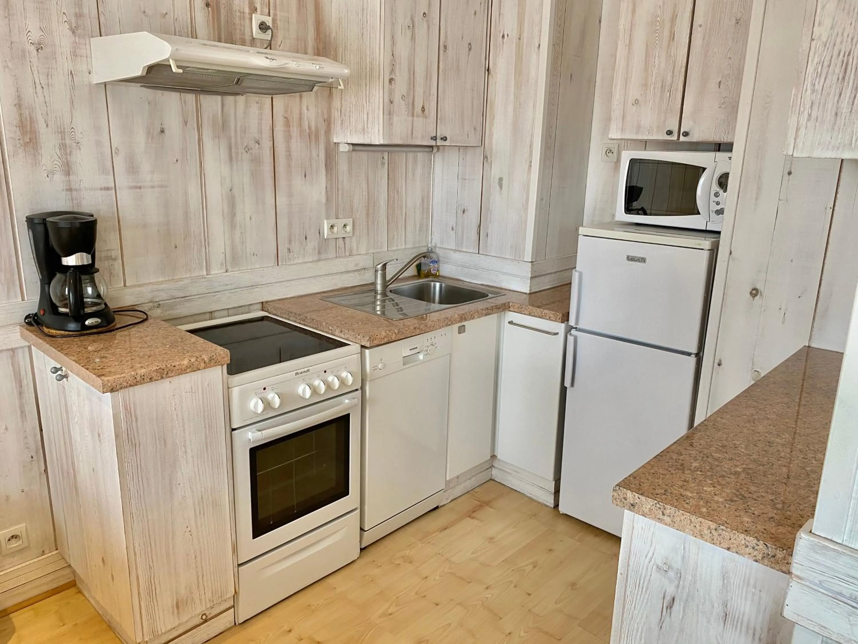 Kitchen or kitchenette in Tilleul Plaza Résidence