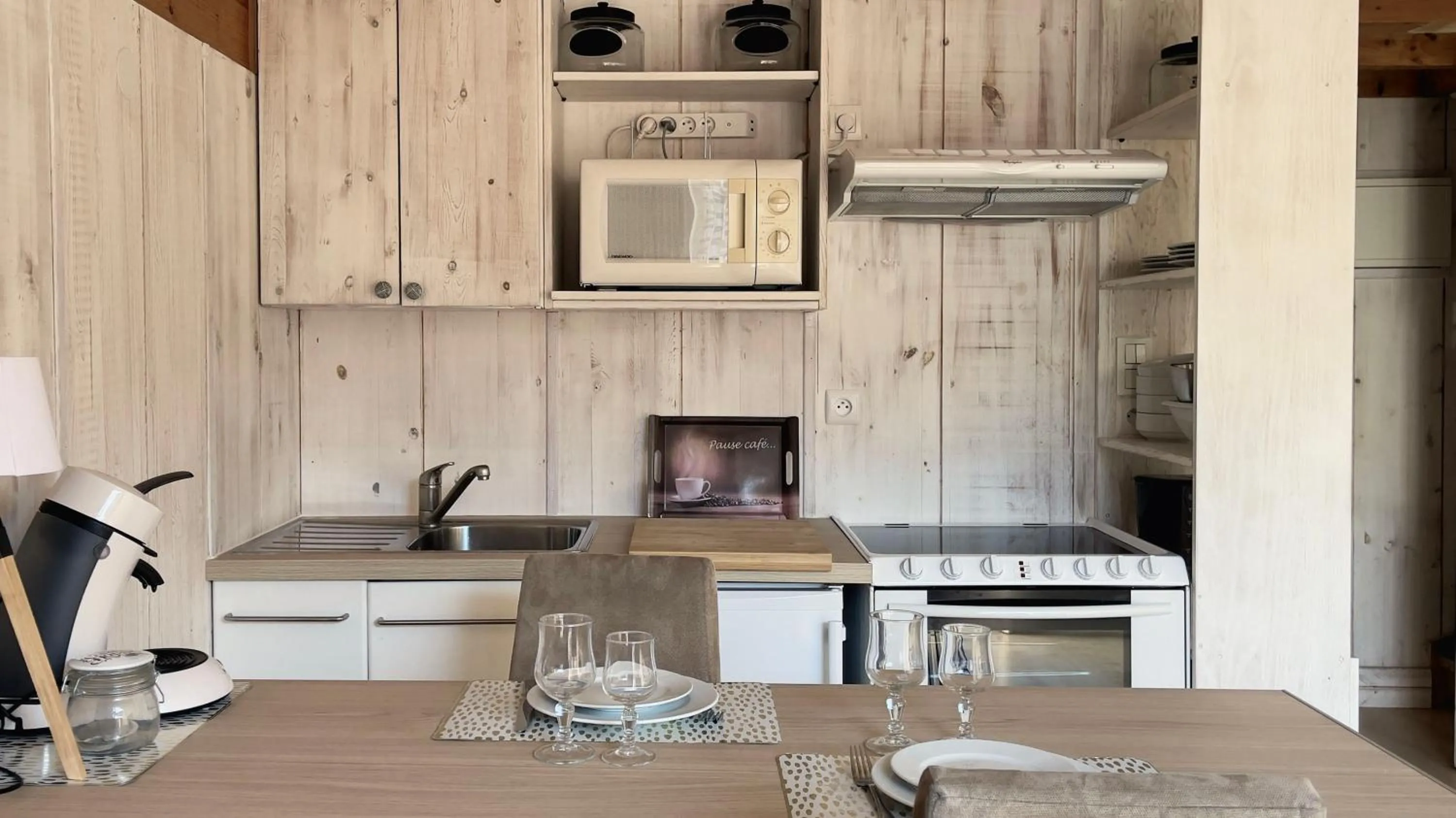 Kitchen or kitchenette in Tilleul Plaza Résidence