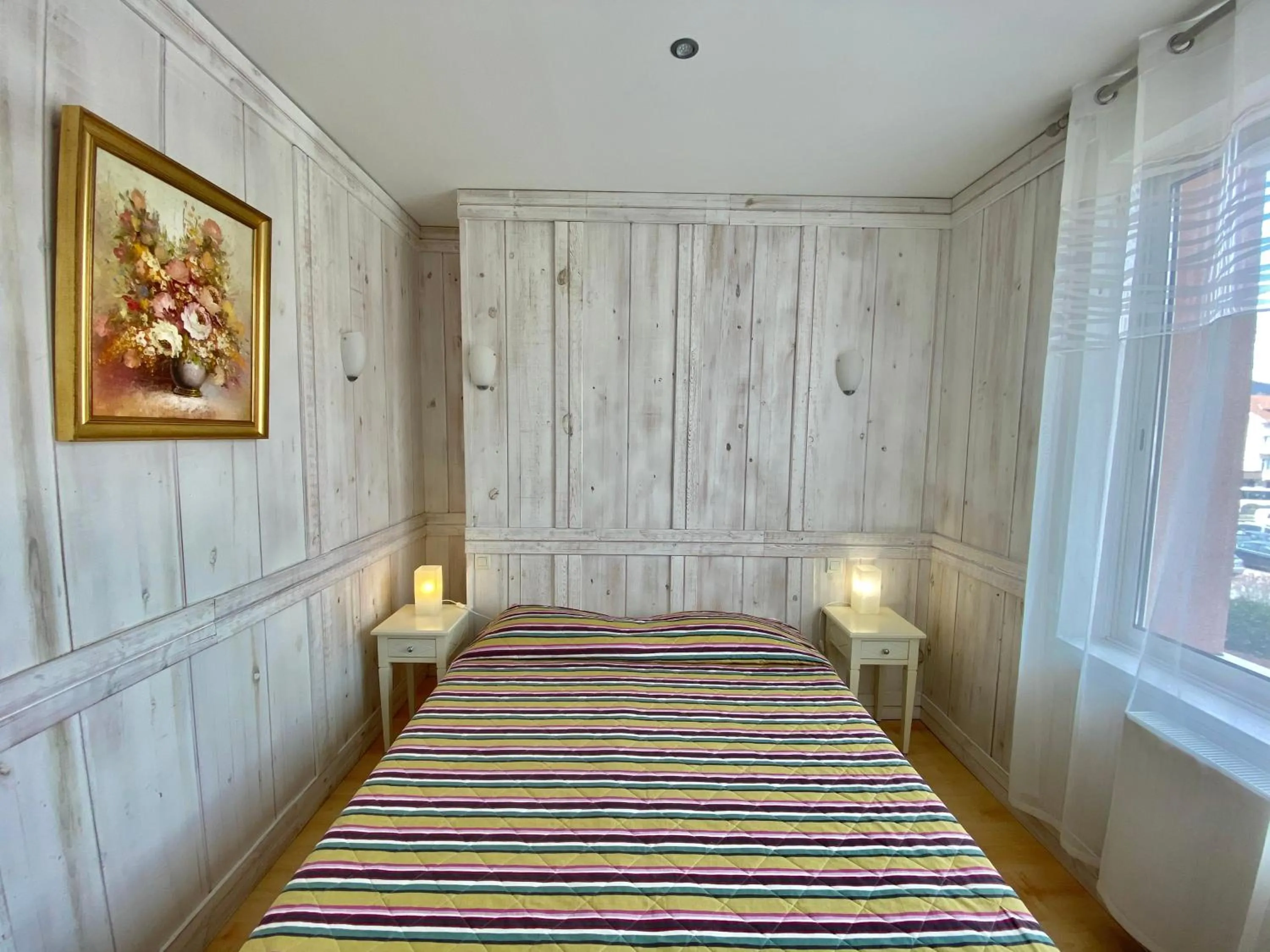 Photo of the whole room, Bed in Tilleul Plaza Résidence
