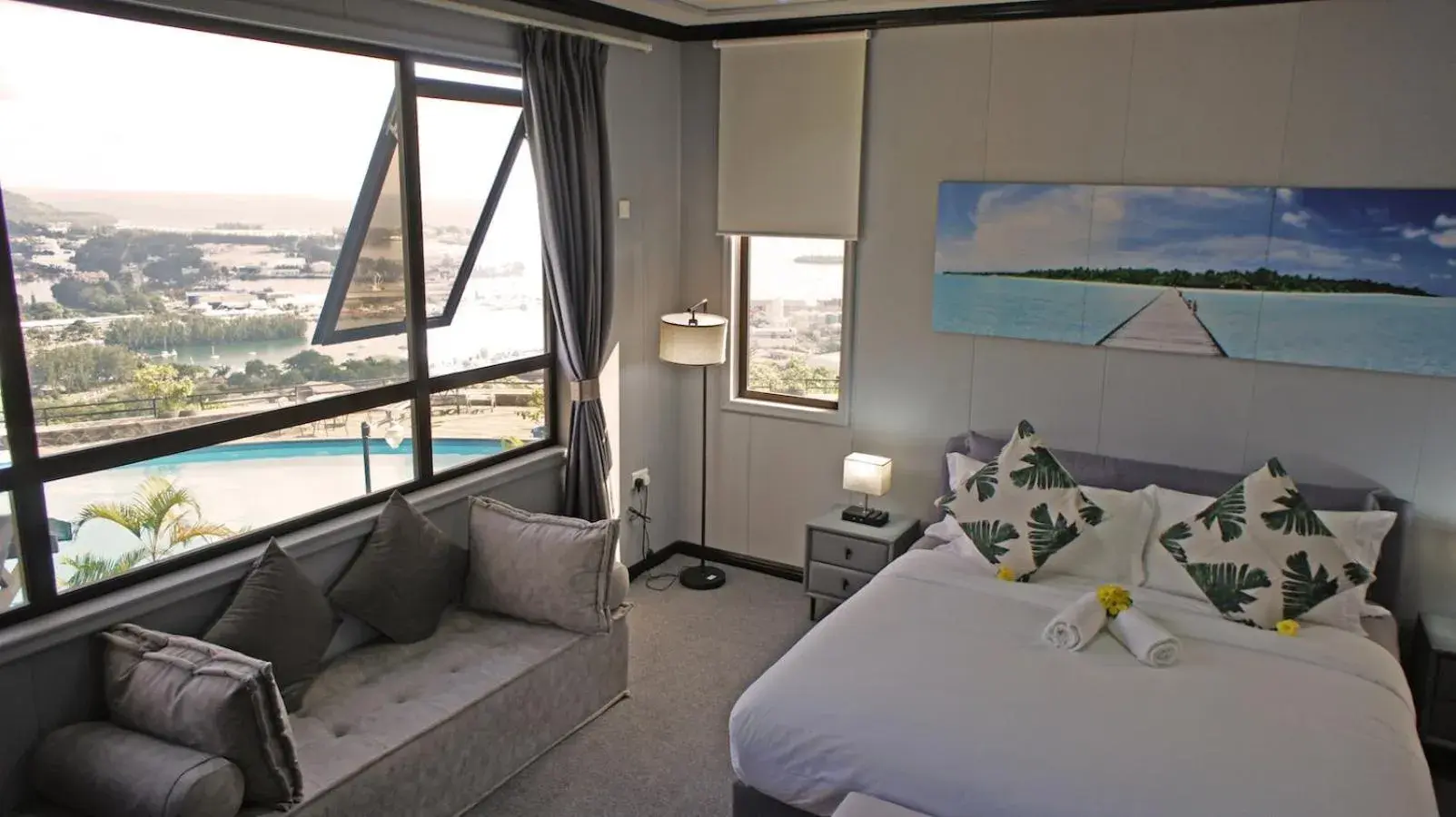 Junior Suite with Sea View in Blue Hill Junior Suite with Sea View in Blue Hill