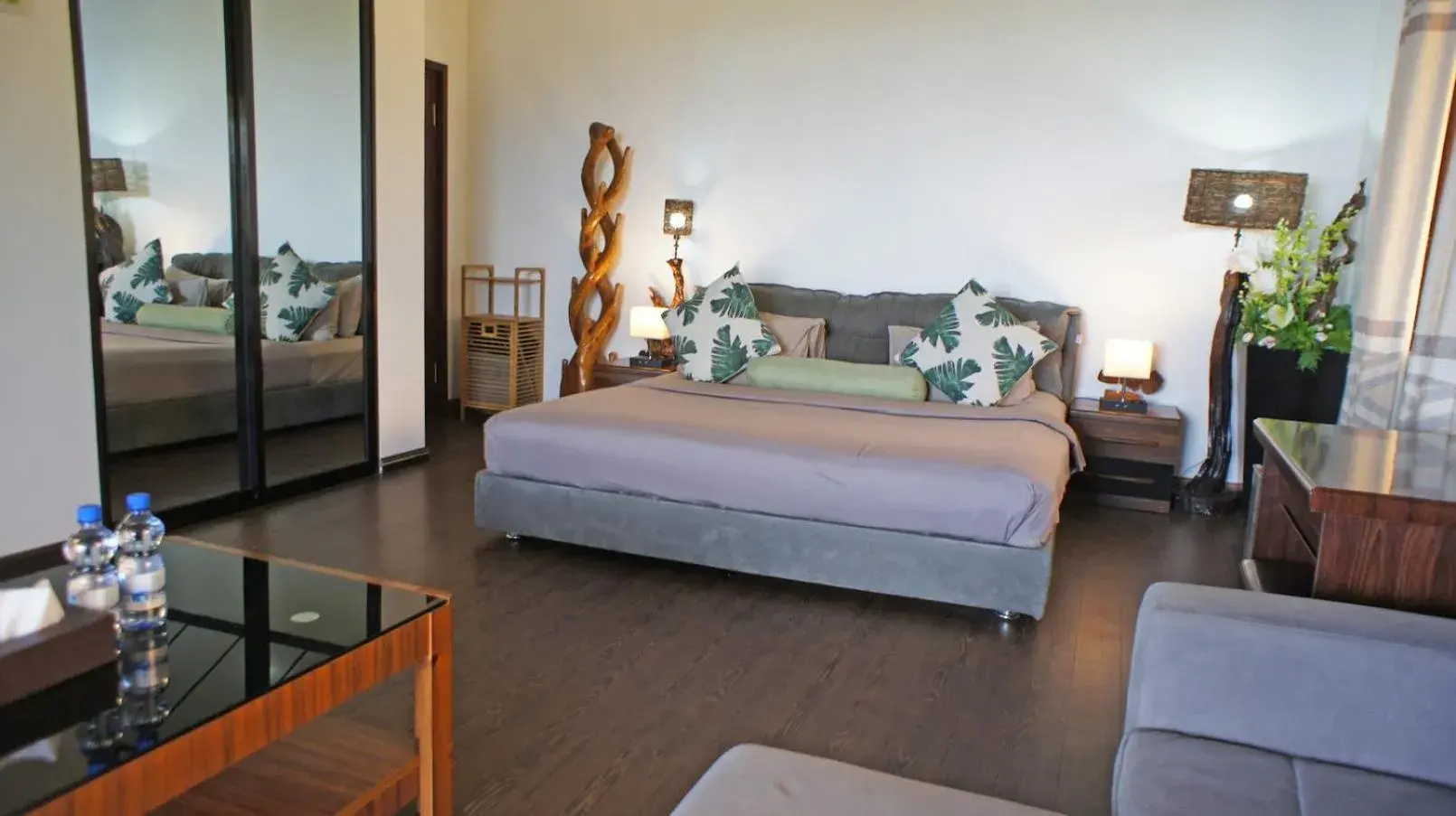 Deluxe Double Room with Balcony and Sea View in Blue Hill Deluxe Double Room with Balcony and Sea View in Blue Hill