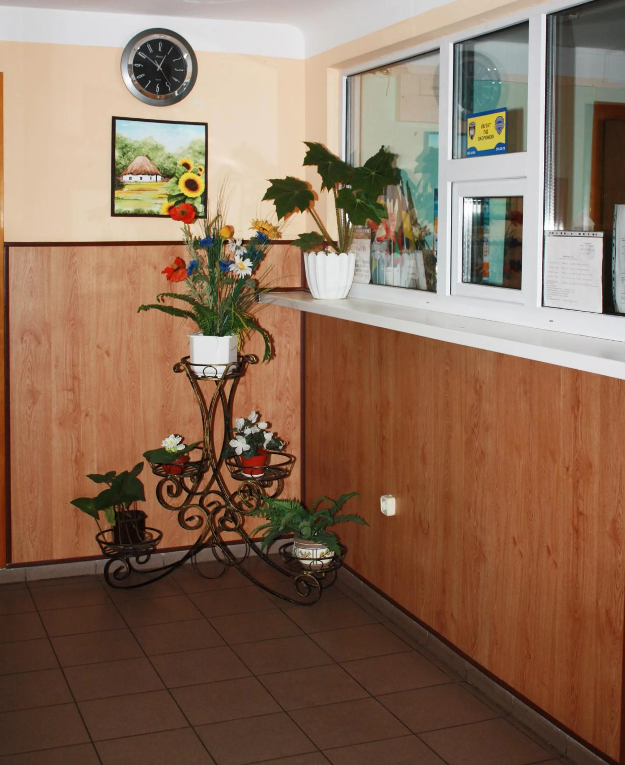 Facade/entrance in Vydubychi
