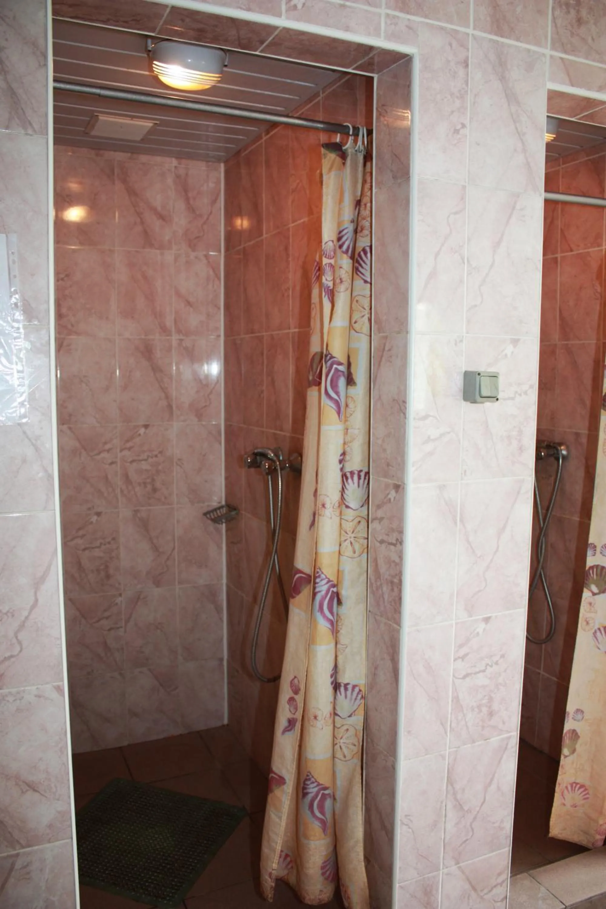 Bathroom in Vydubychi