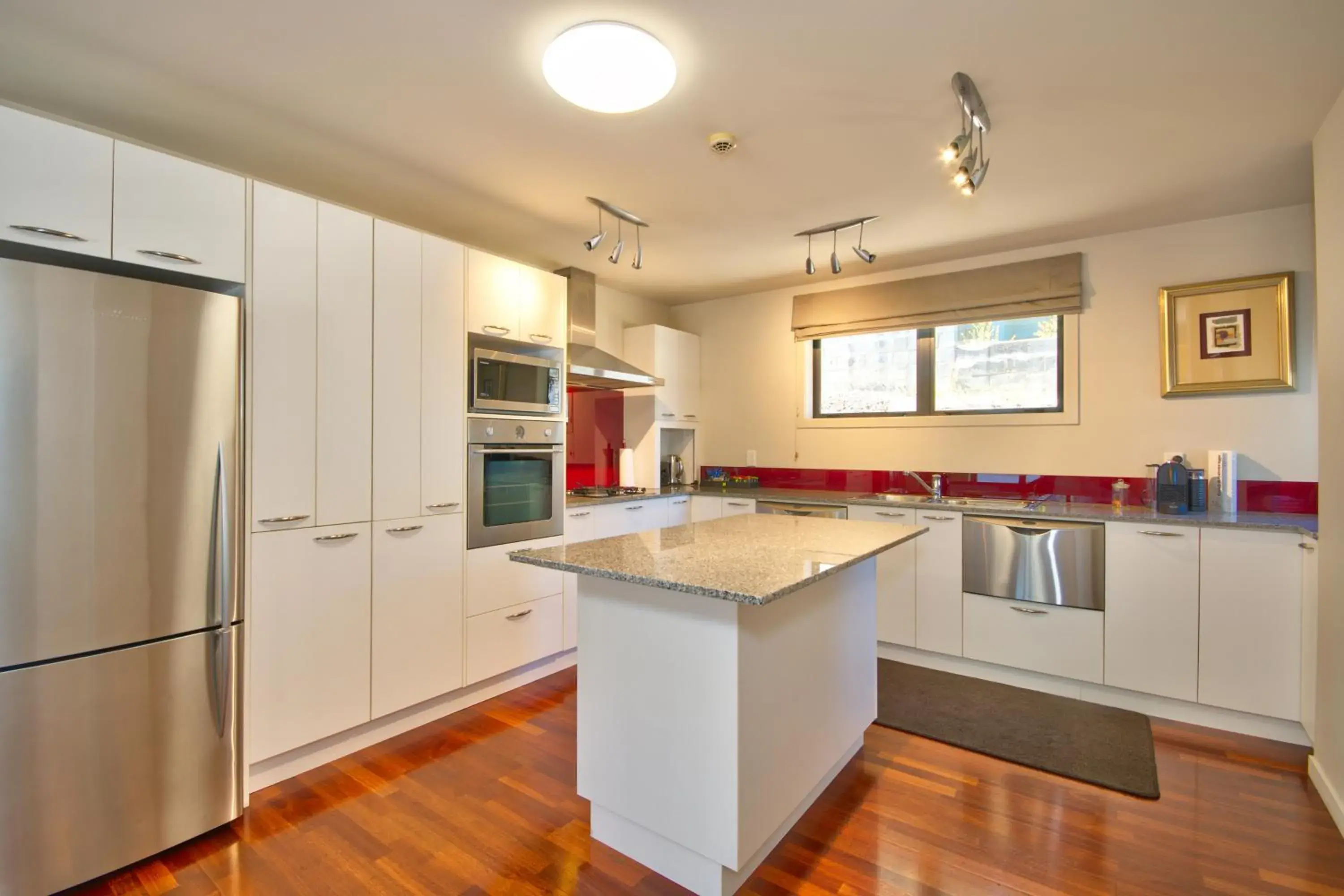 Kitchen or kitchenette in The Glebe Apartments Kitchen or kitchenette in The Glebe Apartments