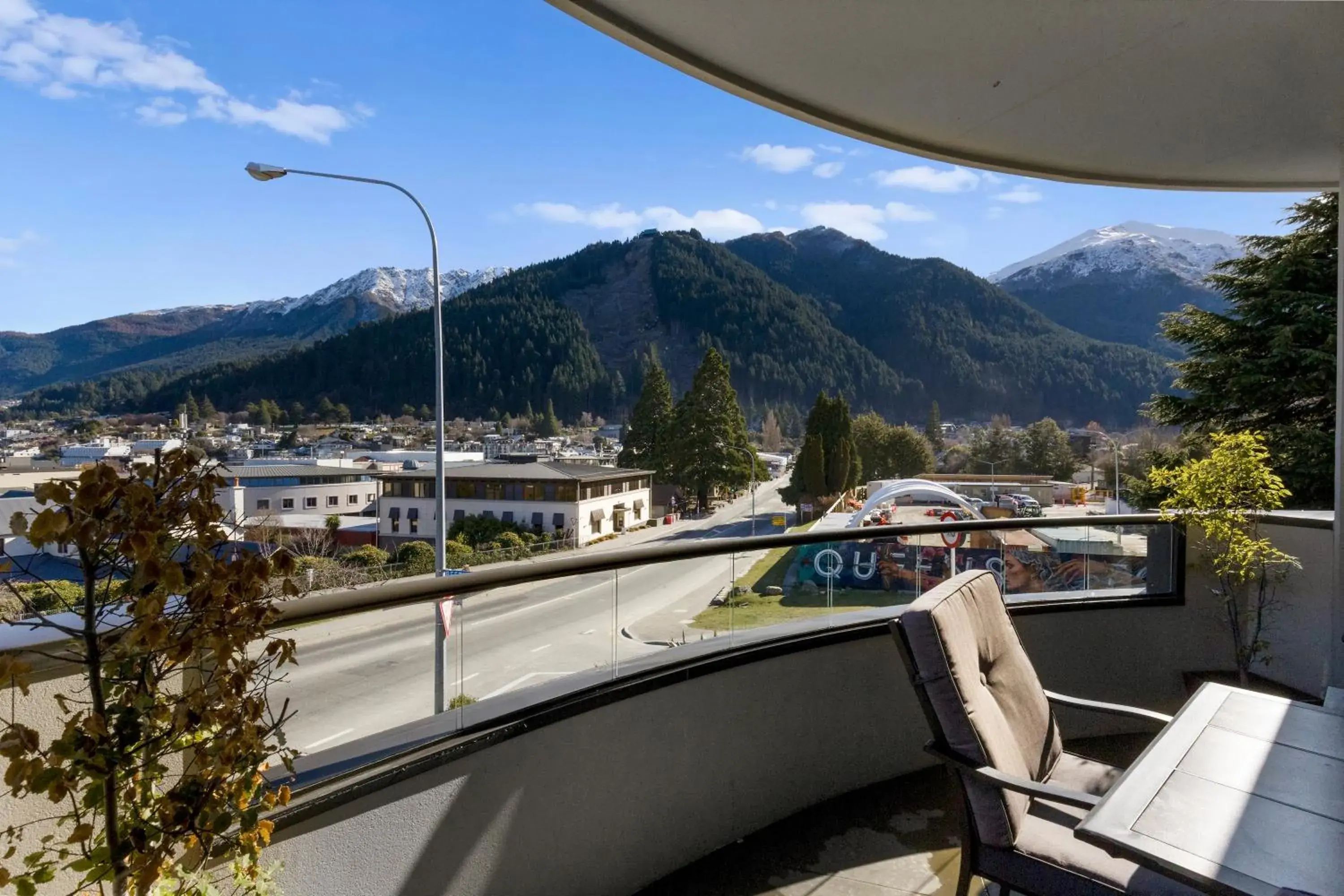 Mountain view in The Glebe Apartments Mountain view in The Glebe Apartments