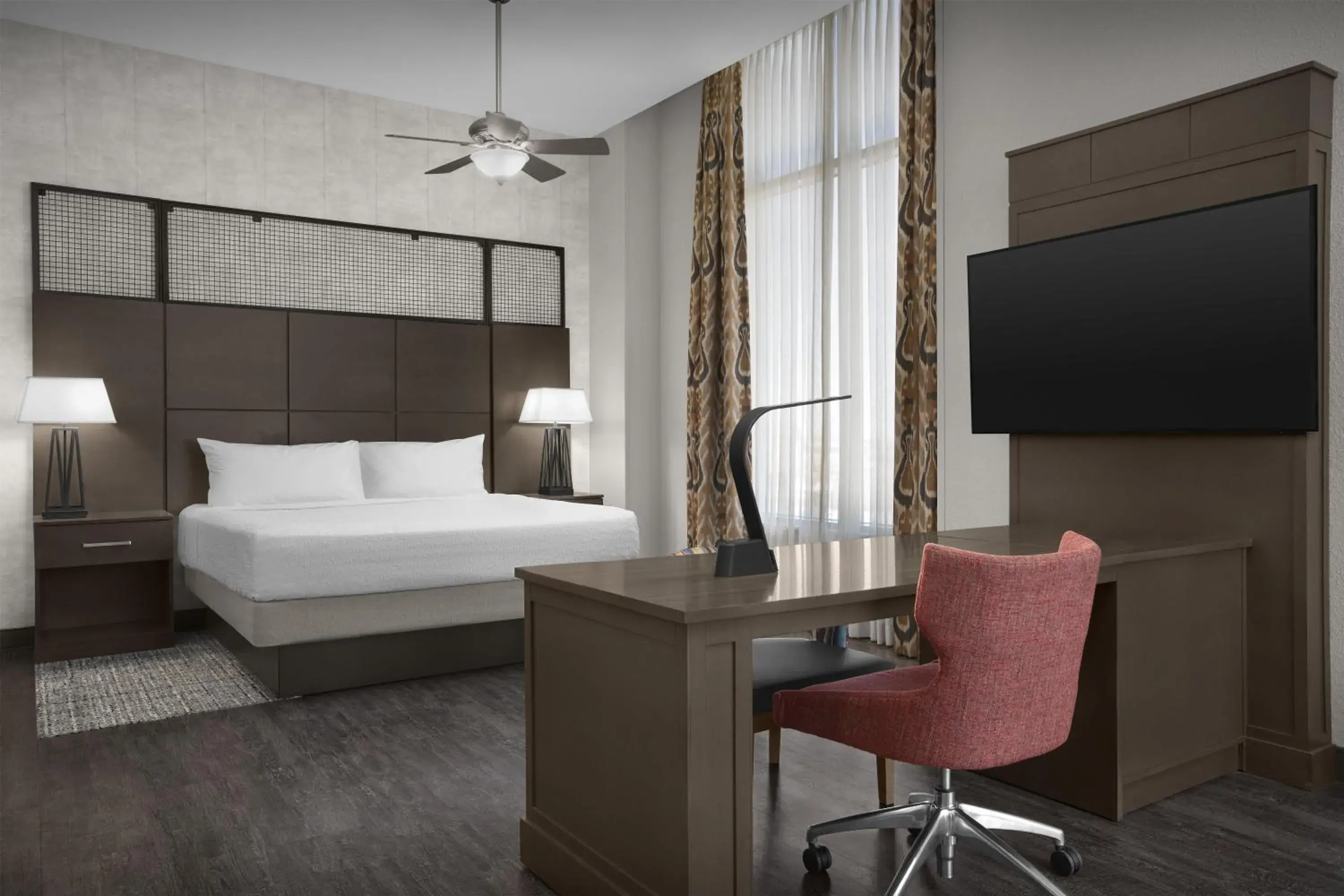 King Studio Suite with Balcony in Hampton Inn and Suites Austin University Capitol King Studio Suite with Balcony in Hampton Inn and Suites Austin University Capitol